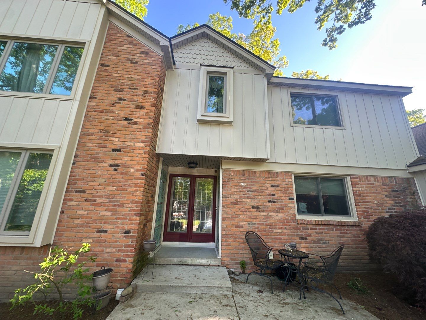 Siding Installation using Alside Monterey Sand by 180 Contractors
