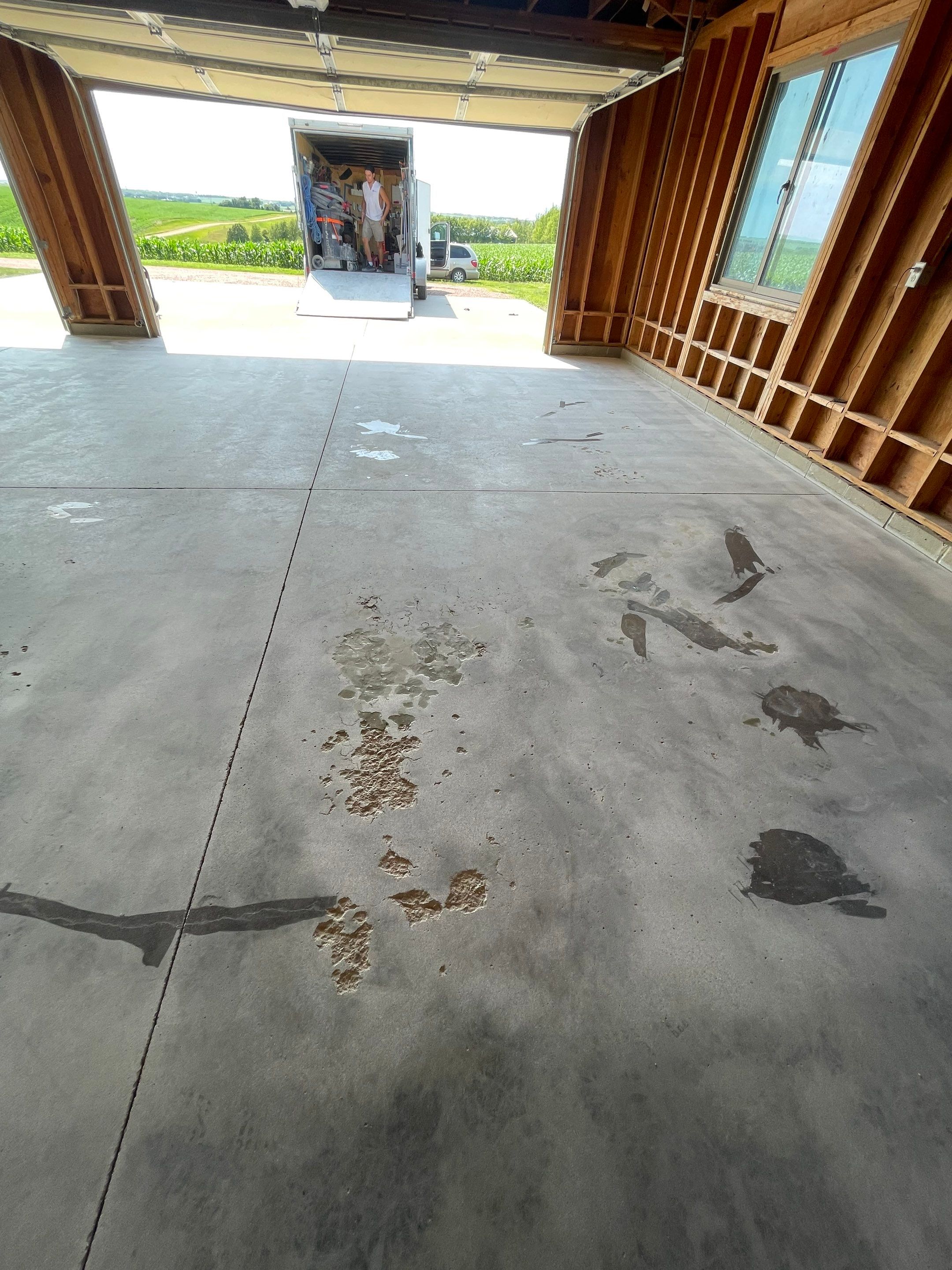 Cabin Fever Coating for Detached Garage in Dell Rapids by Select Painting, Coatings & Garage Cabinets