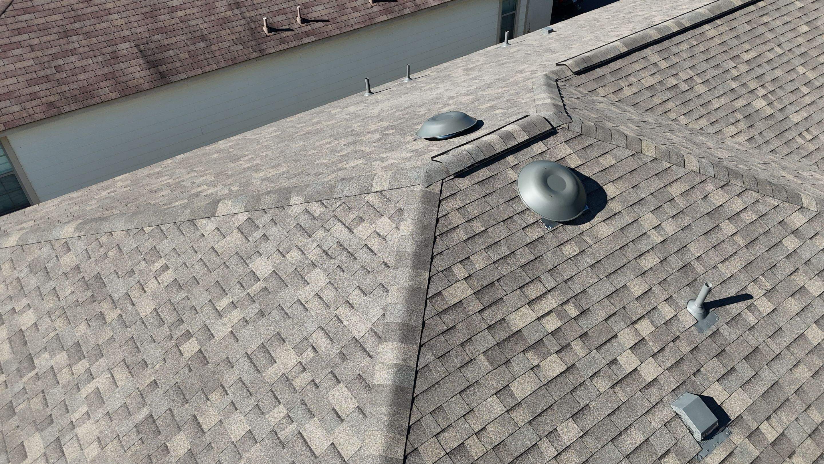 Weathered Wood - Malarkey Vista by RoofsOnly.com