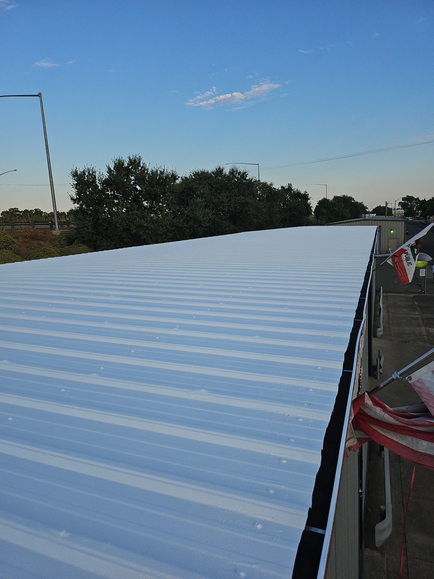 MR Roofing system (Metal Restoration System) using Conklin BenchPly system with PUMA top coat by Straight Edge Roofing Inc