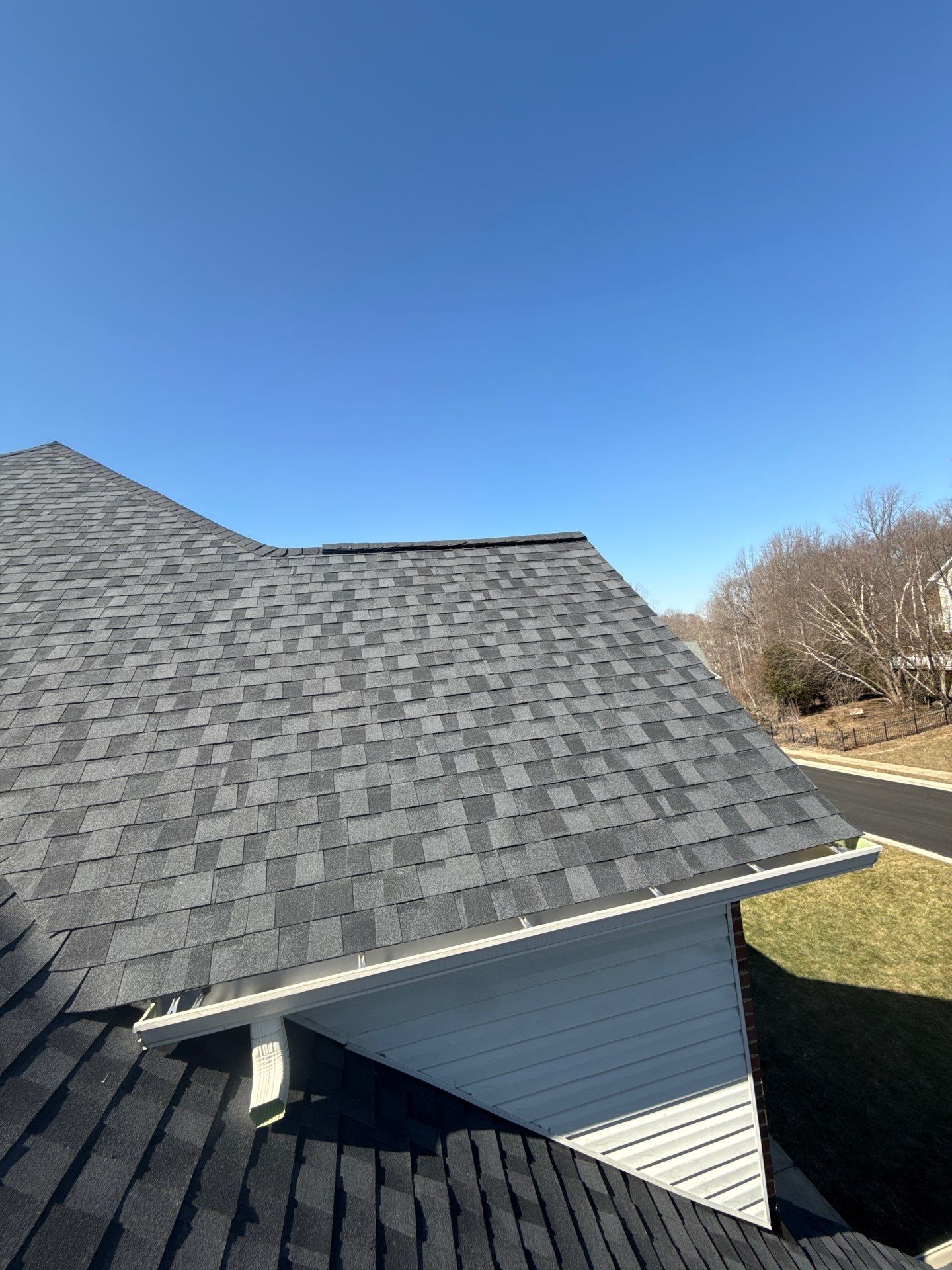 Springfield: Residential Roof Replacement with CertainTeed Landmark Pro in Max Def Moire Black by RM Banning, Inc.