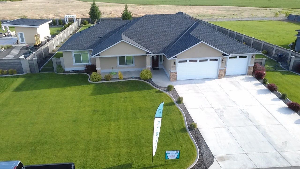 Full Residential Roof Replacement with Architectural Asphalt Shingles Easton Dr Pasco, WA, 99301  The Alpine Premium System  - Certainteed Landmark® PRO Shingle - Moire Black by Alpine Roofing