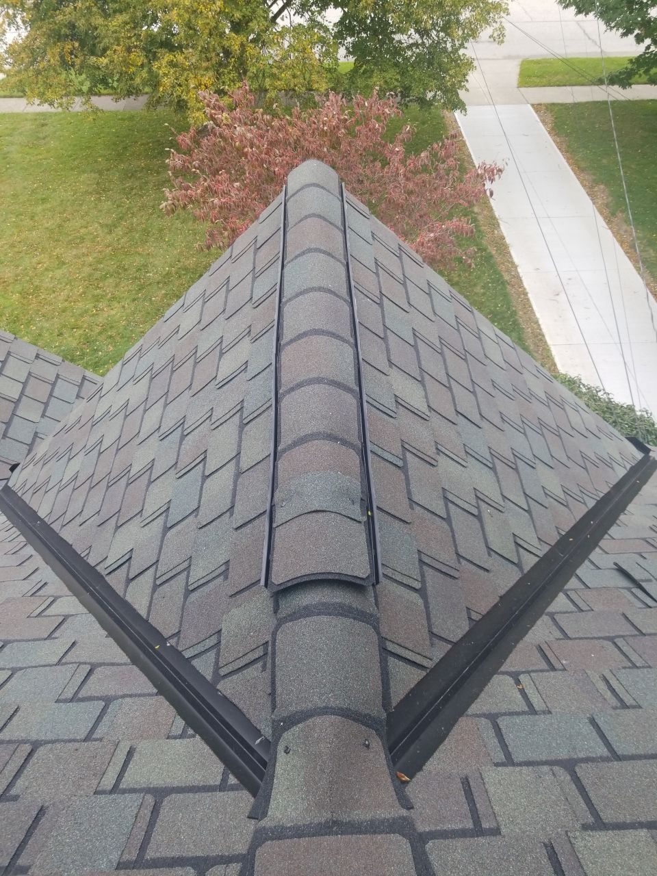 Residential Roofing Installation using Certainteed Belmont shingle by Absolute Roofing and Construction