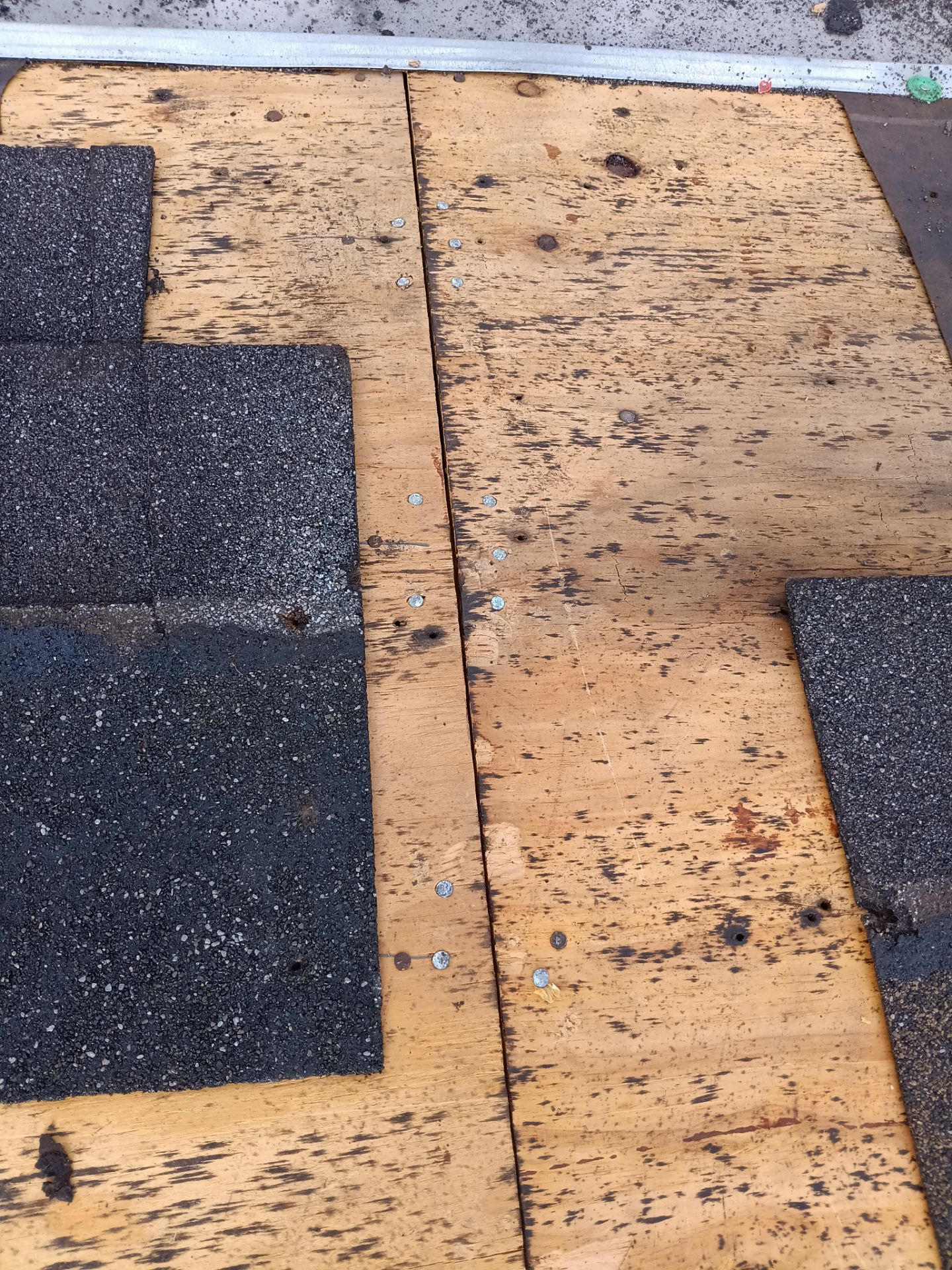 Residential Roofing Repair using Owen's Corning Duration (Lifetime) Shingles by Roof Repair Company