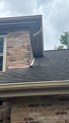 Turtle Shell gutter protection installation in Naperville, IL 60540, photograph 8