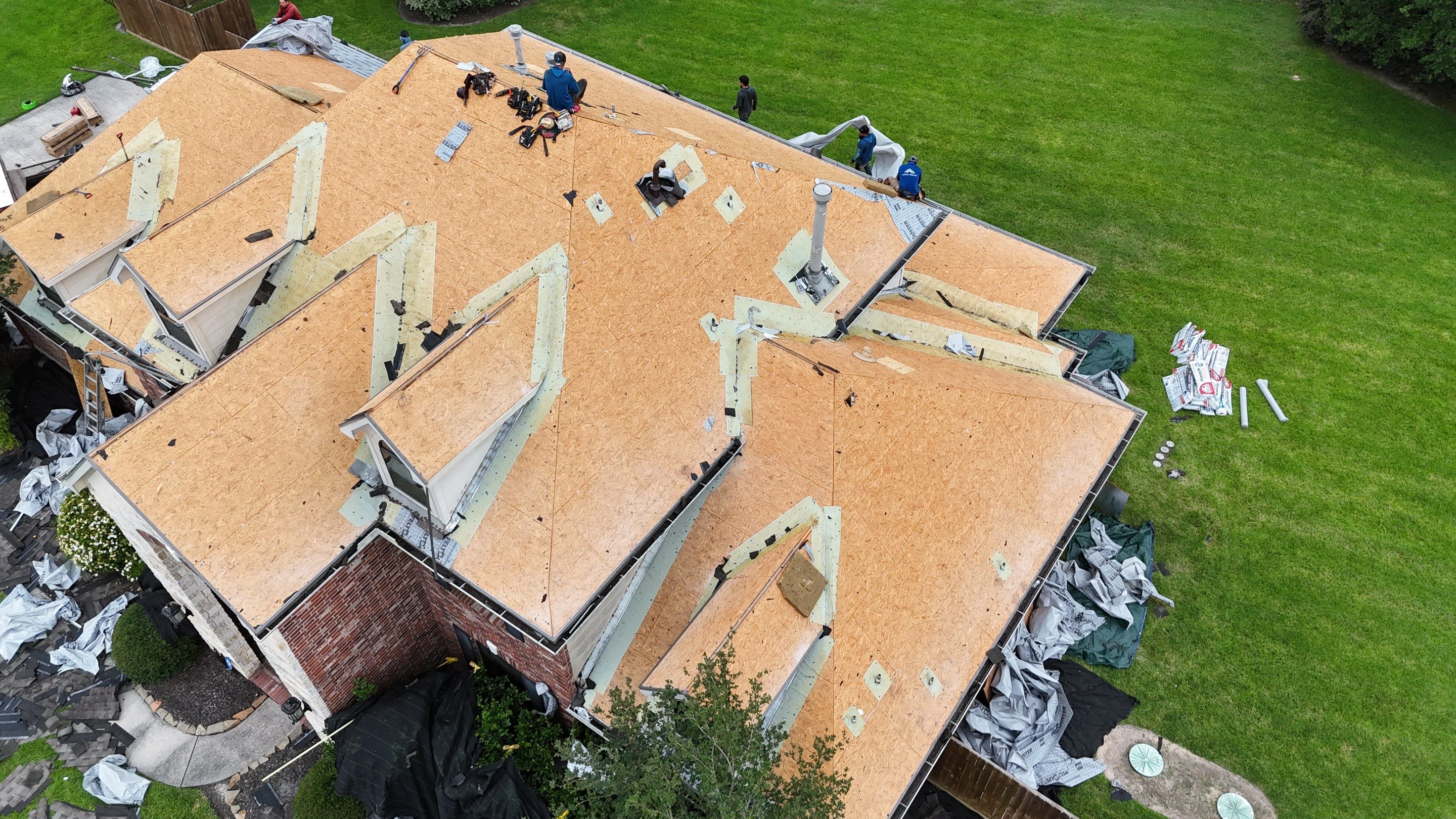 Huffman Roof Installation using Atlas Pinnacle Pristine by Modern BYLT Roofing & Construction