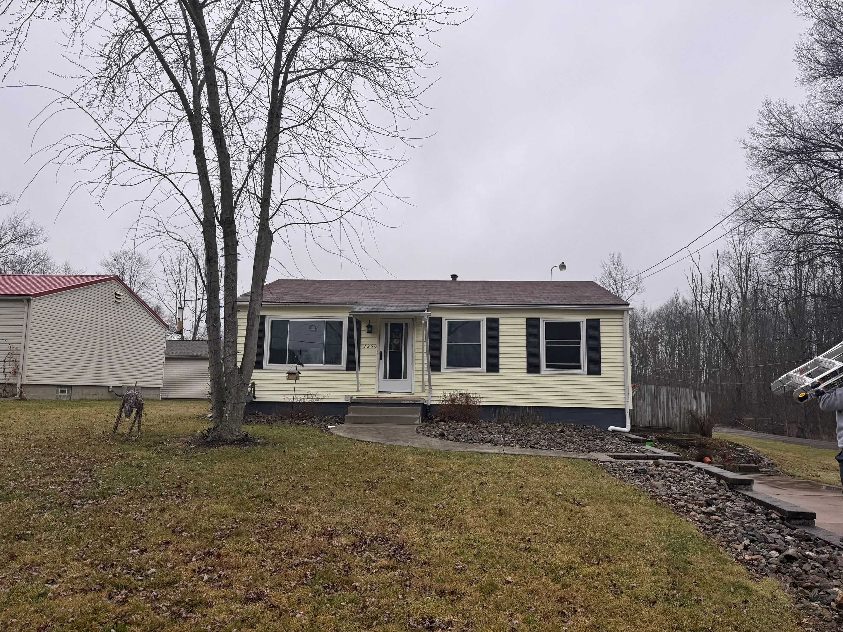 Seth Thompson by Silver Leaf Contracting 