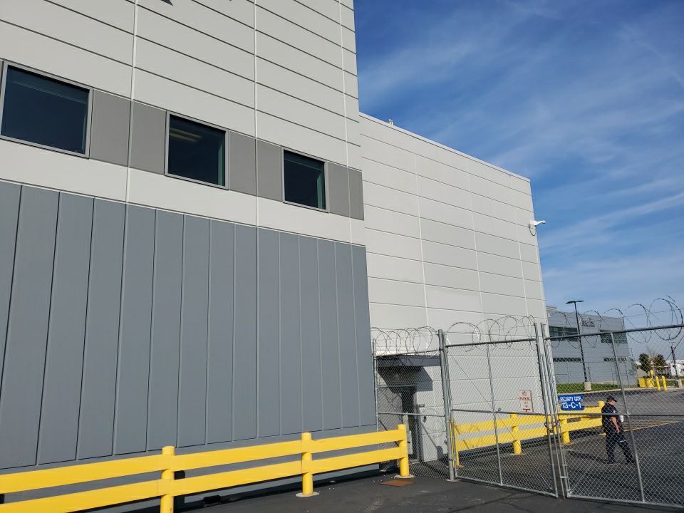 Tilt-up Precast Exterior Warehouse Painting by Paint Platoon USA