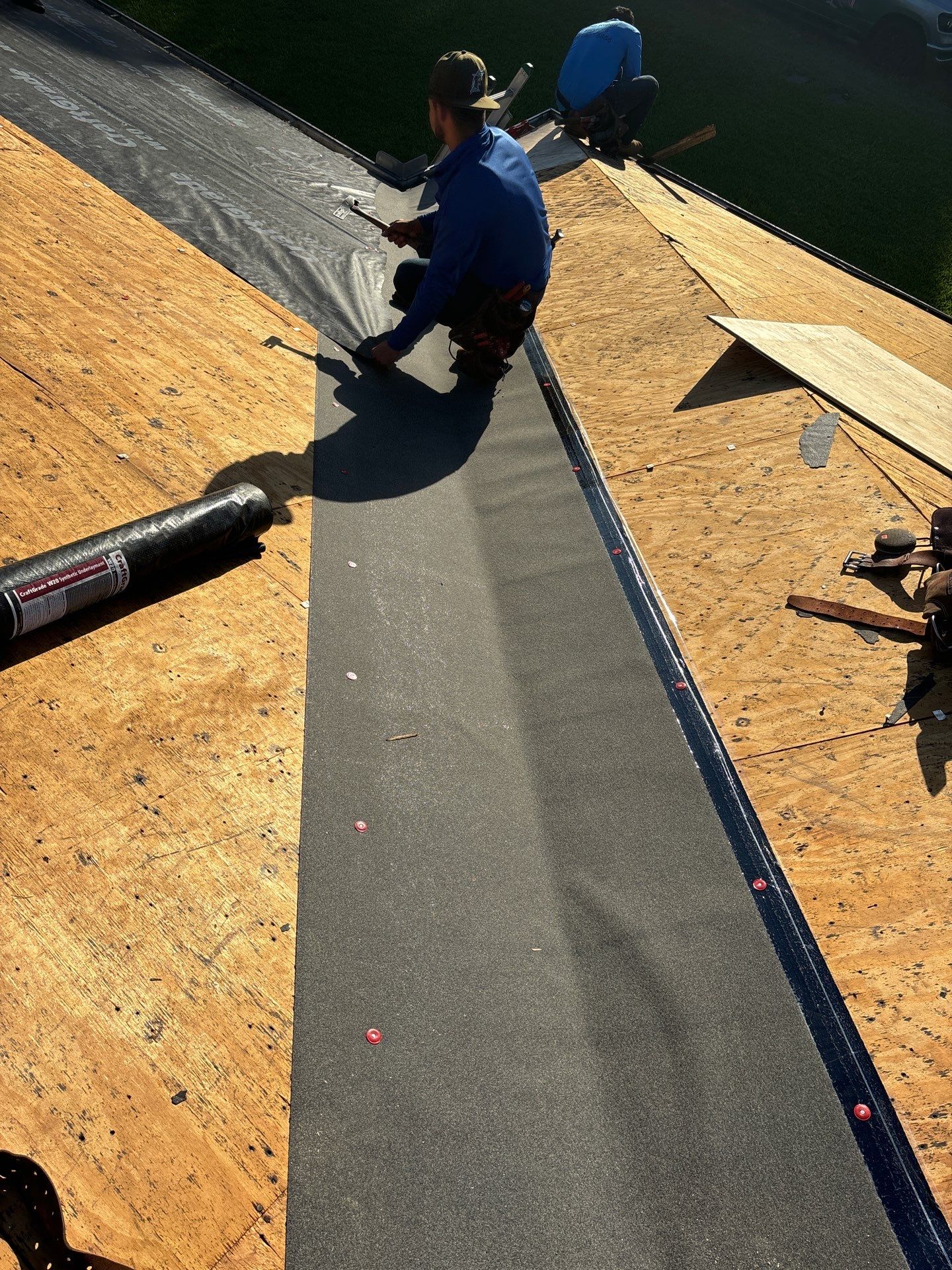 Residential Roofing Installation using Owen's Corning Duration (Lifetime) Shingles by Roof Repair Company