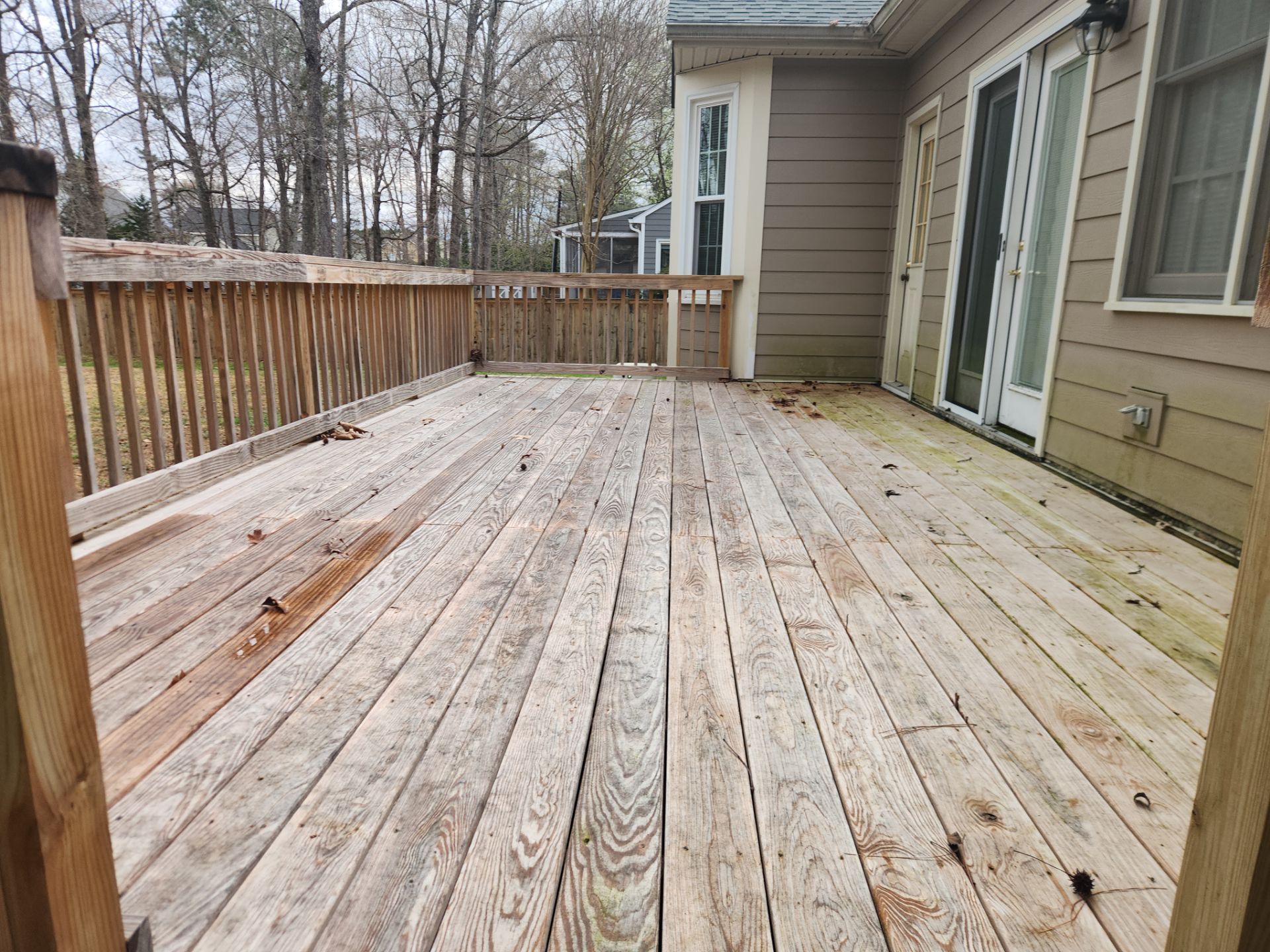 Weathered Deck using Wood Sealant by DuraSeal