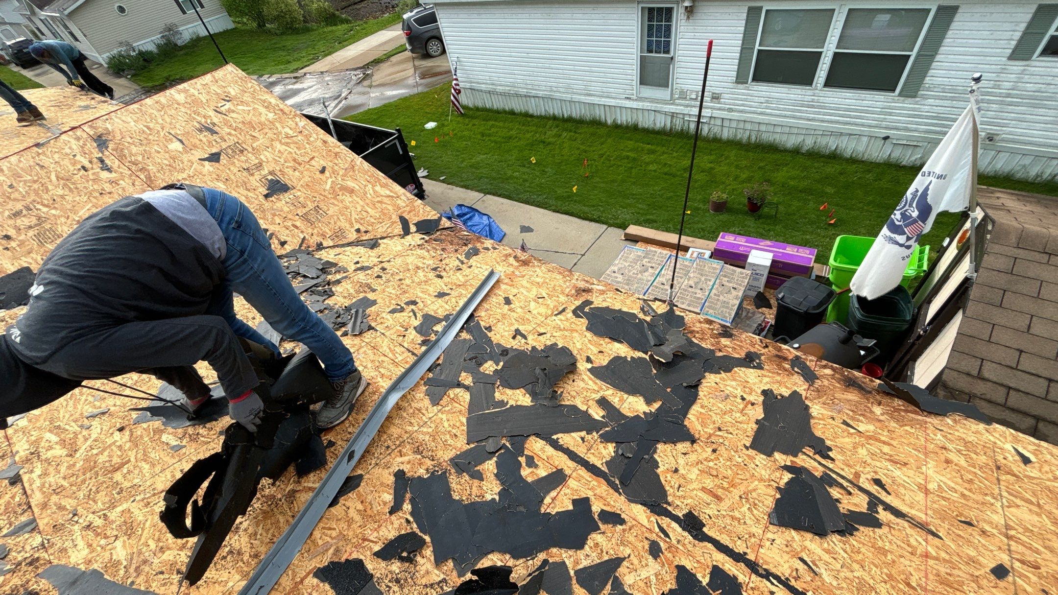Roof Replacement using CertainTeed Landmark by 180 Contractors