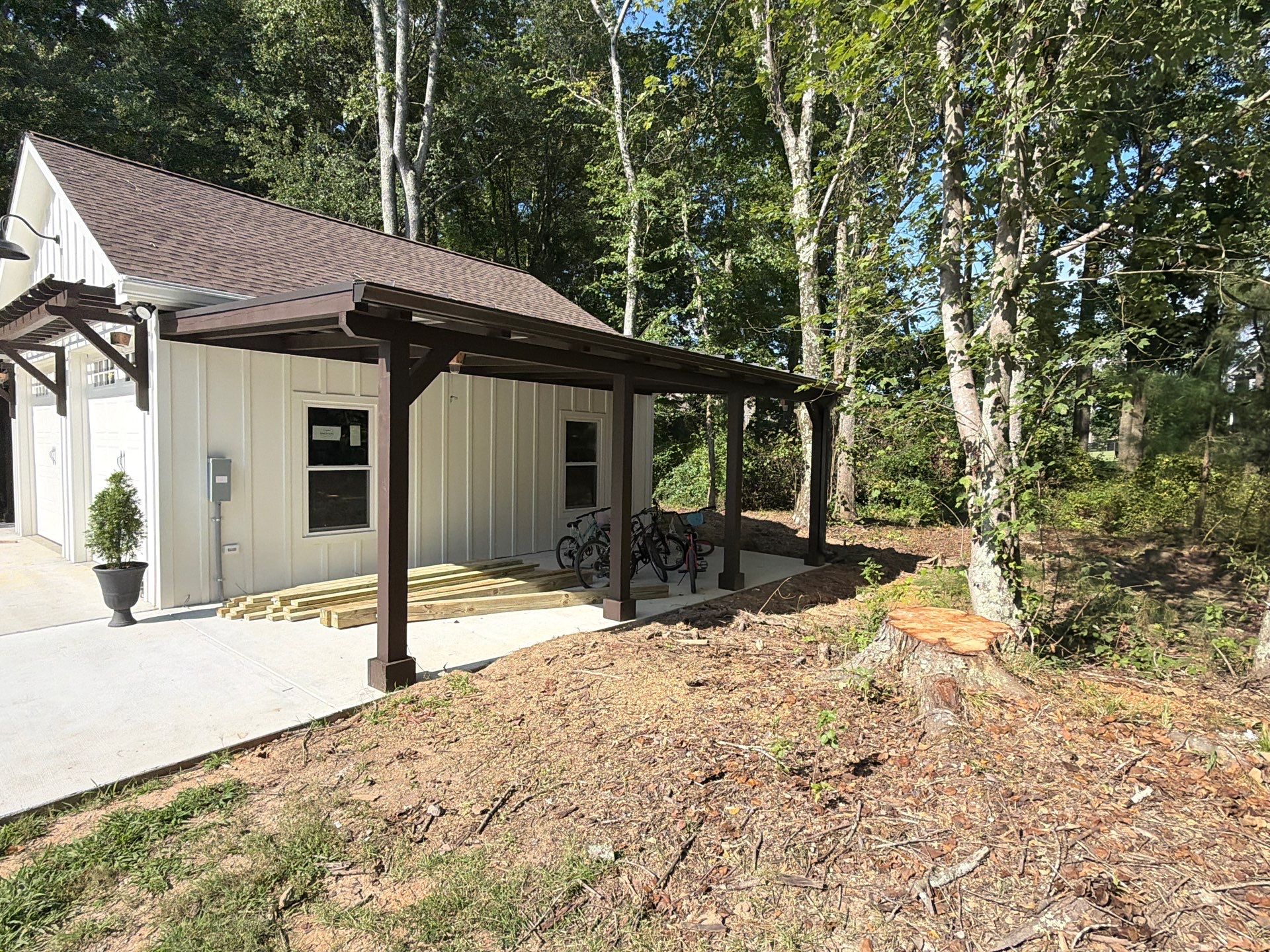 Custom Timber Carport and Pergola Addition in Powder Springs by Swift Home Renovations