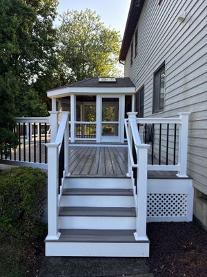 Deck Resurface and screen room remodel in Freehold Township