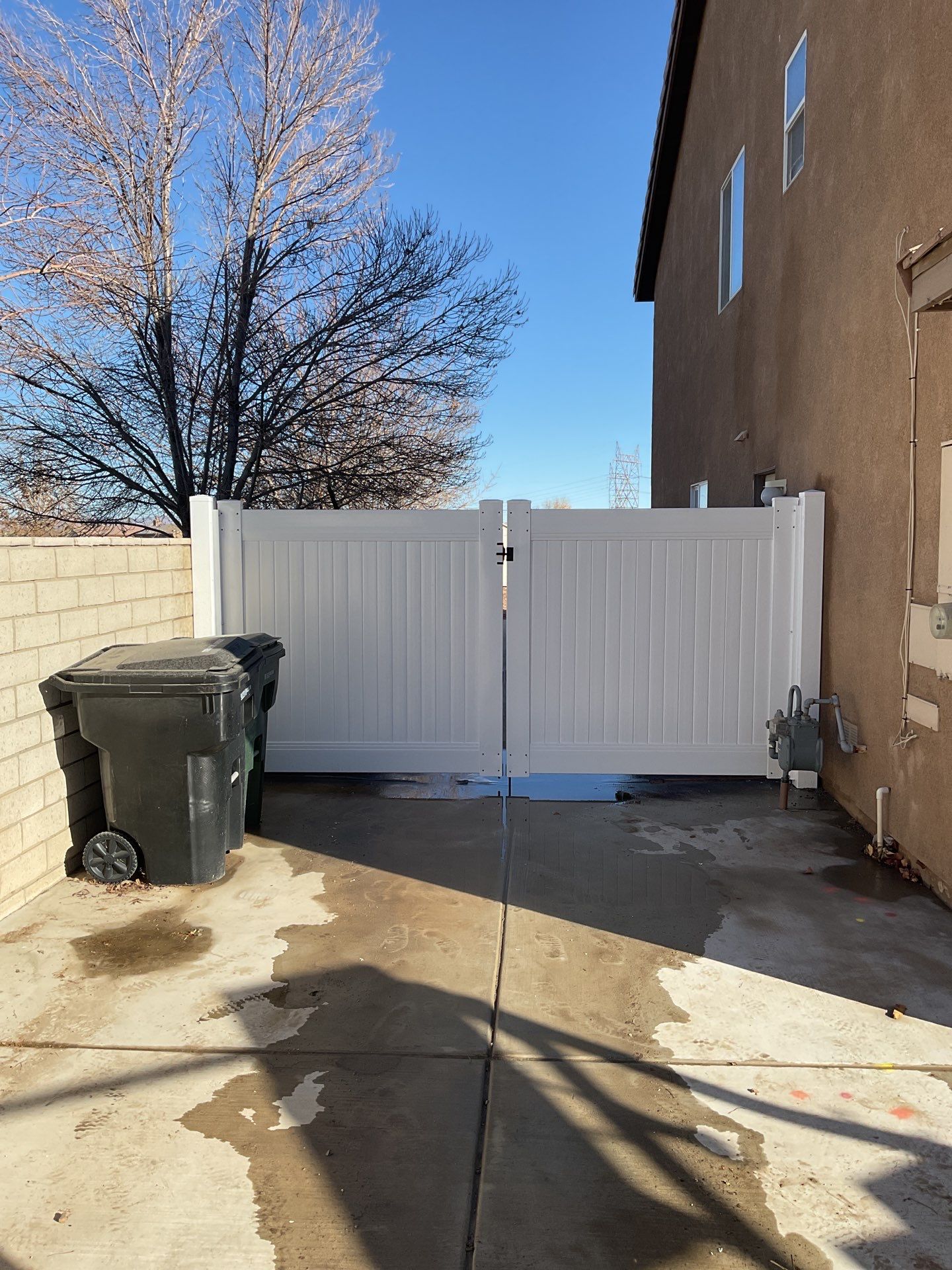 Fence installation using wood by Fence Guys Inc.