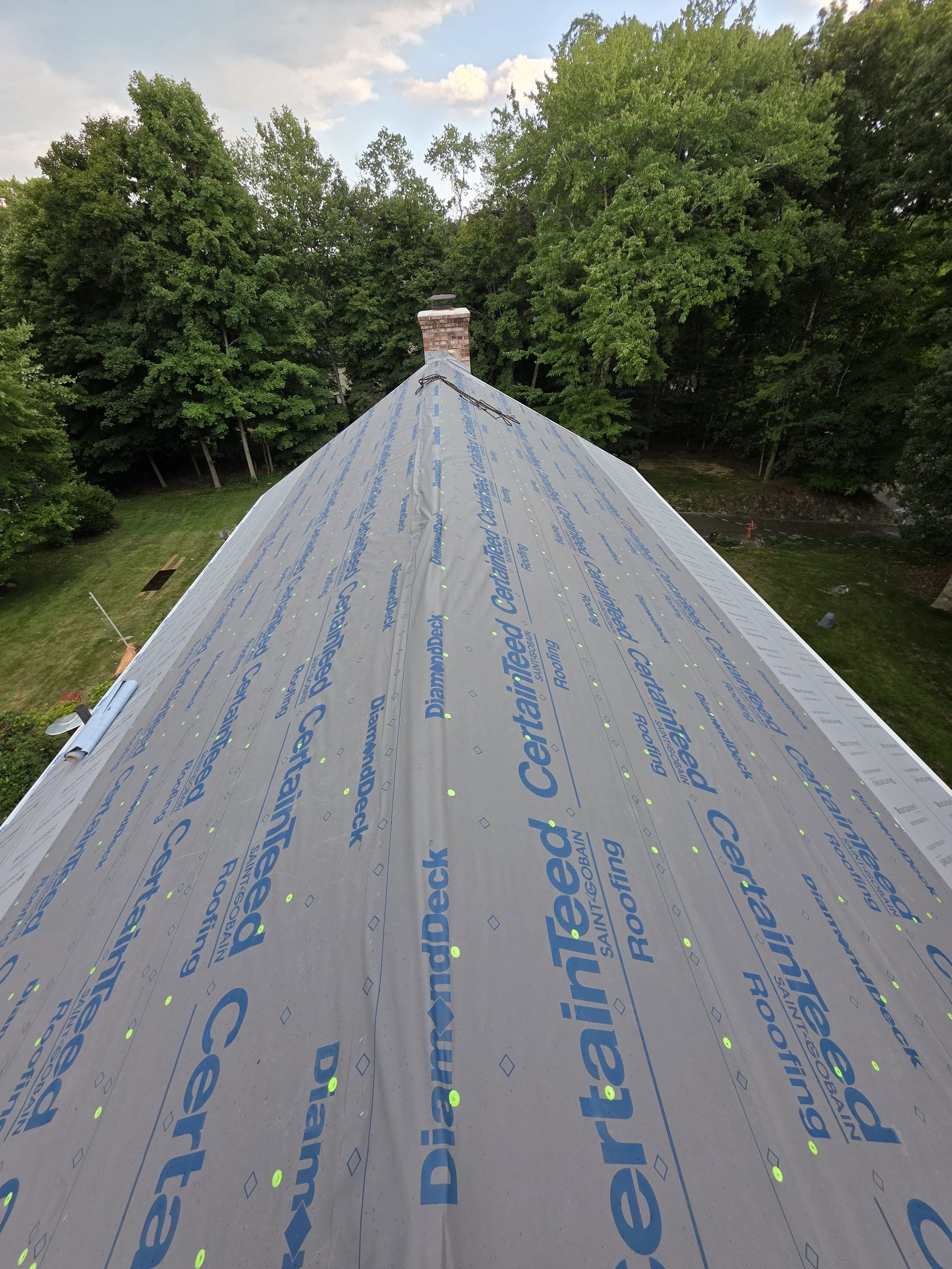 Brand new roof in Norwalk, CT "It's a DiGiorgi!" by DiGiorgi Roofing and Siding Inc