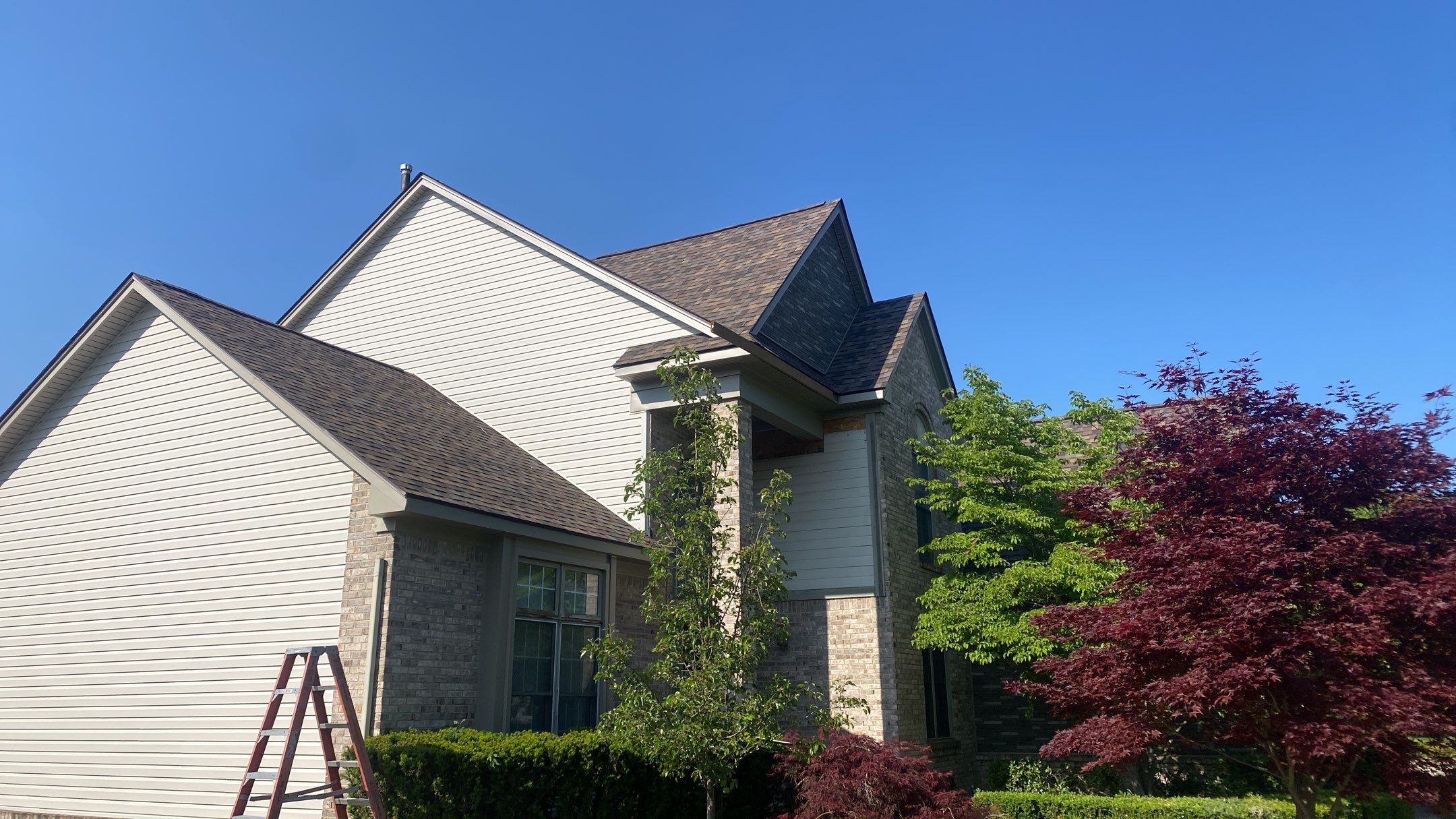 Siding Replacement using CertainTeed Restoration Classis D4 by 180 Contractors
