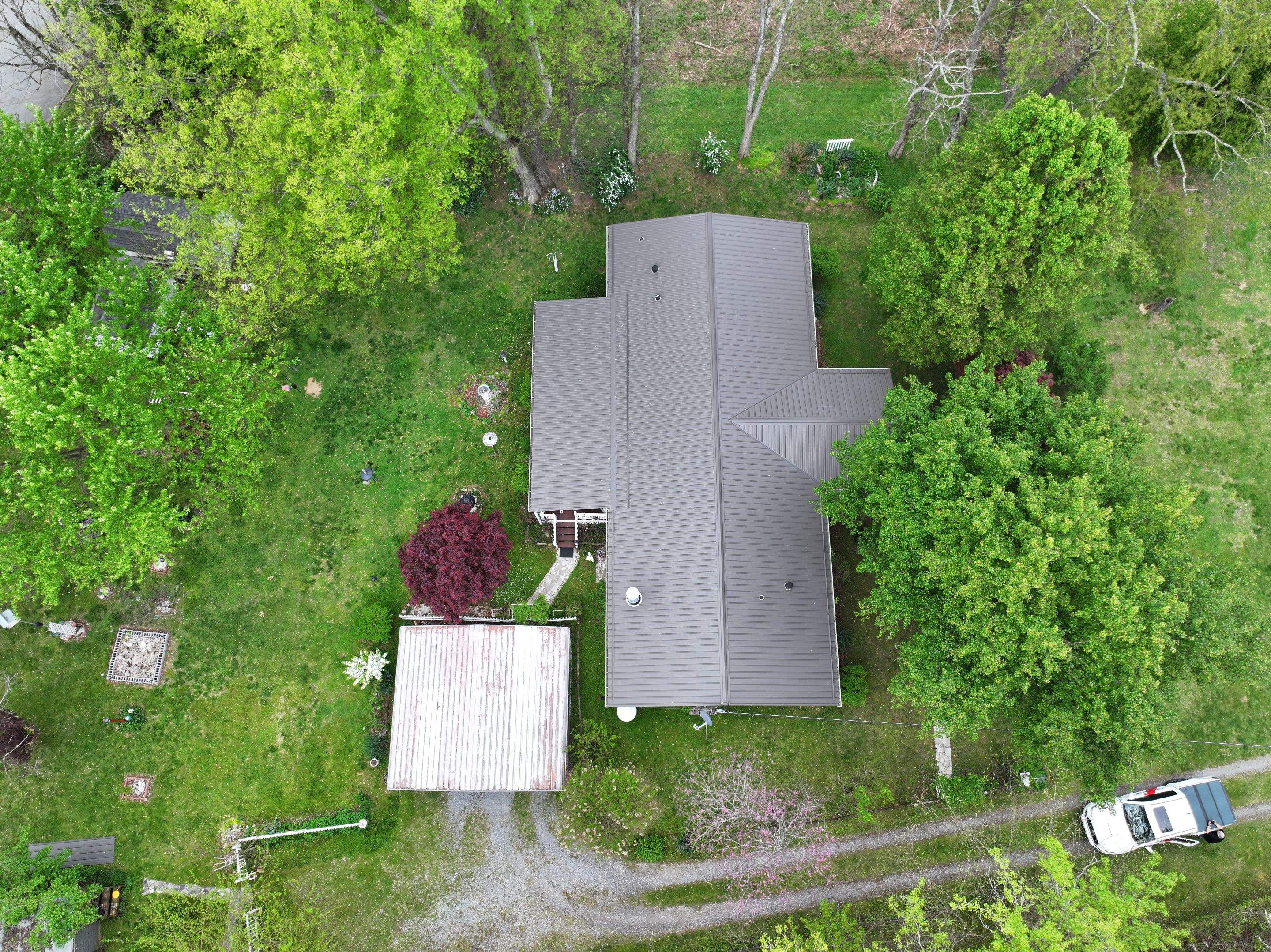 Shoun Residence by Omnia Roofing