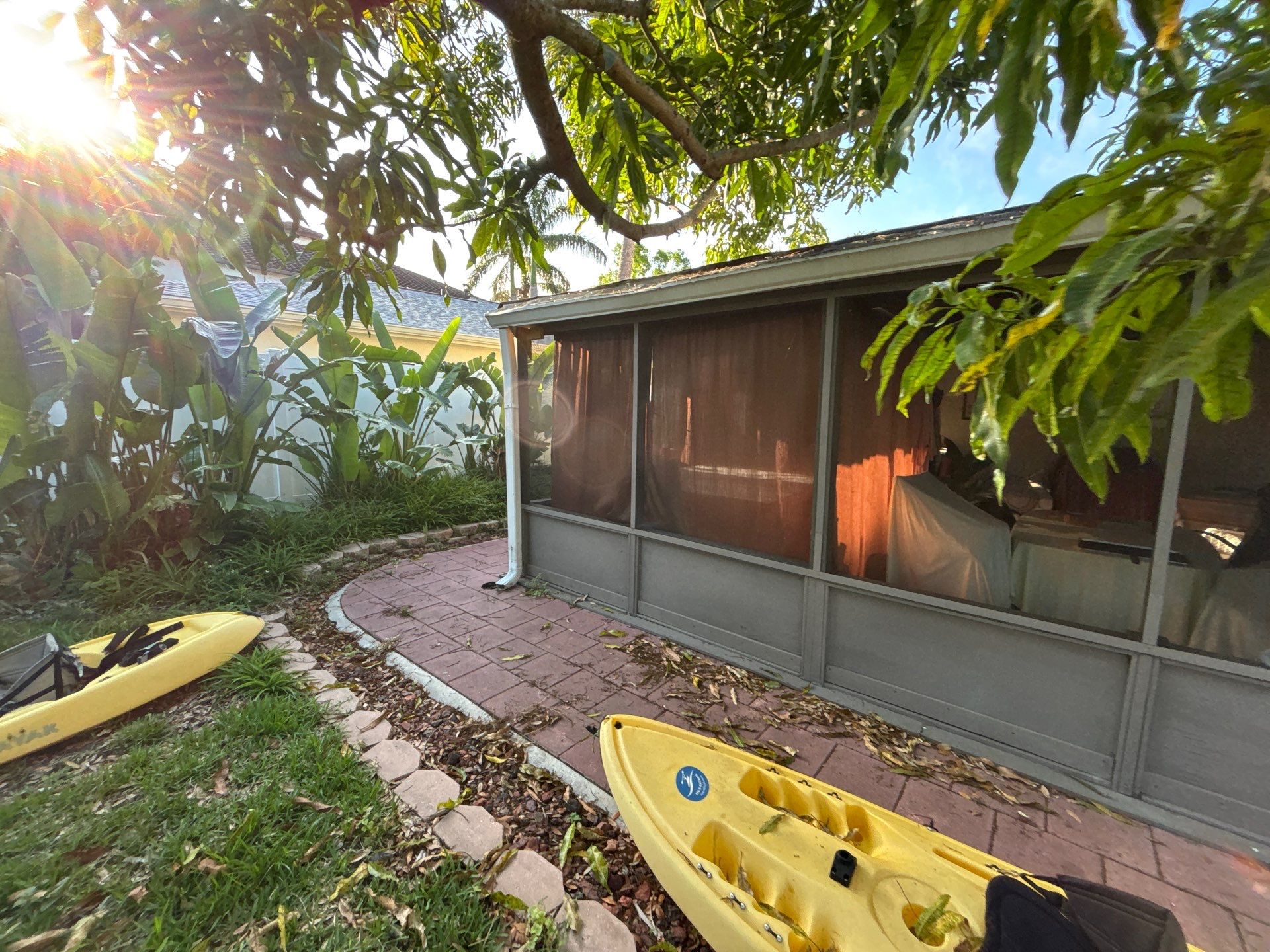Residential Seamless Gutter Solutions in Tampa FL by Gutter Professors