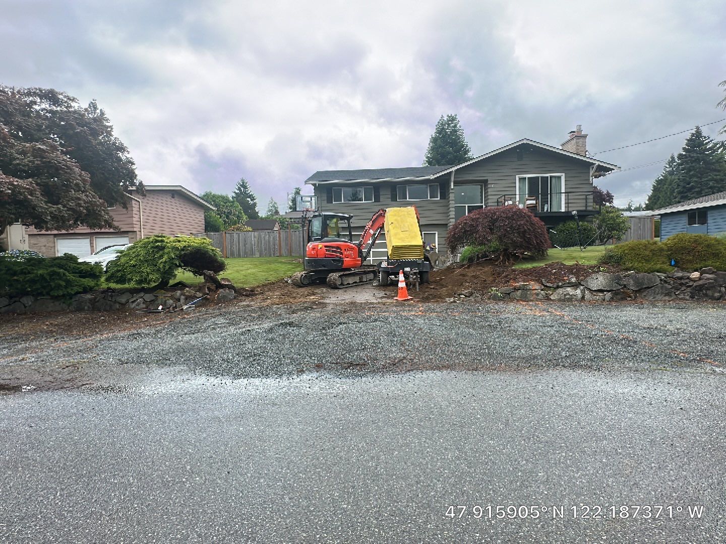 Justin | Retaining Wall, Landscape Project  by Jireh Asphalt & Concrete Inc 