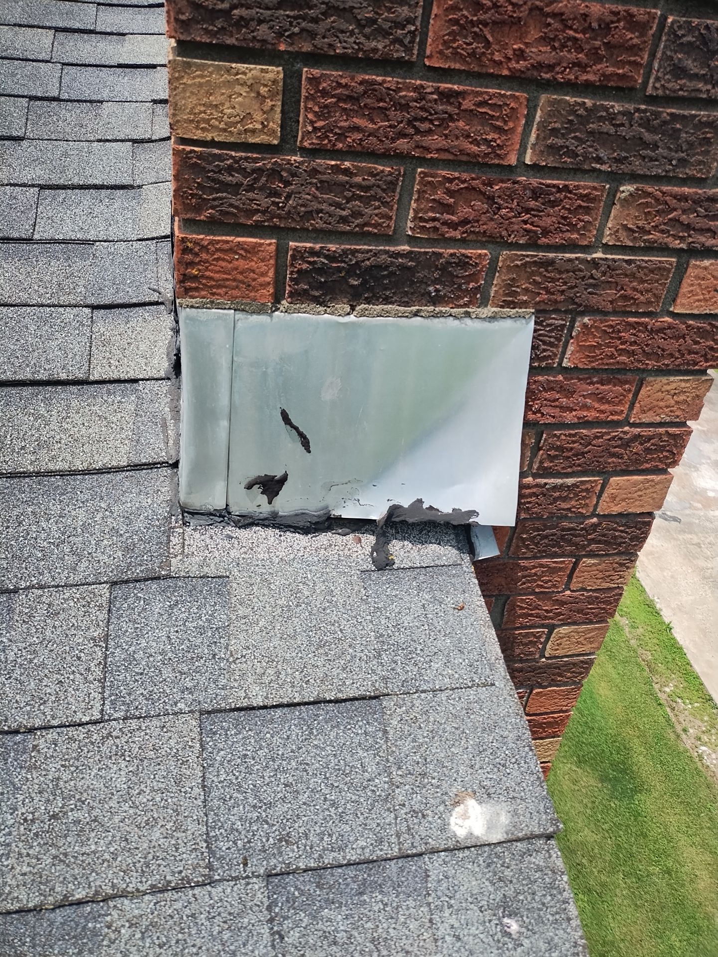 Residential Roofing Installation using Performance Shingles by Mr. Roofer