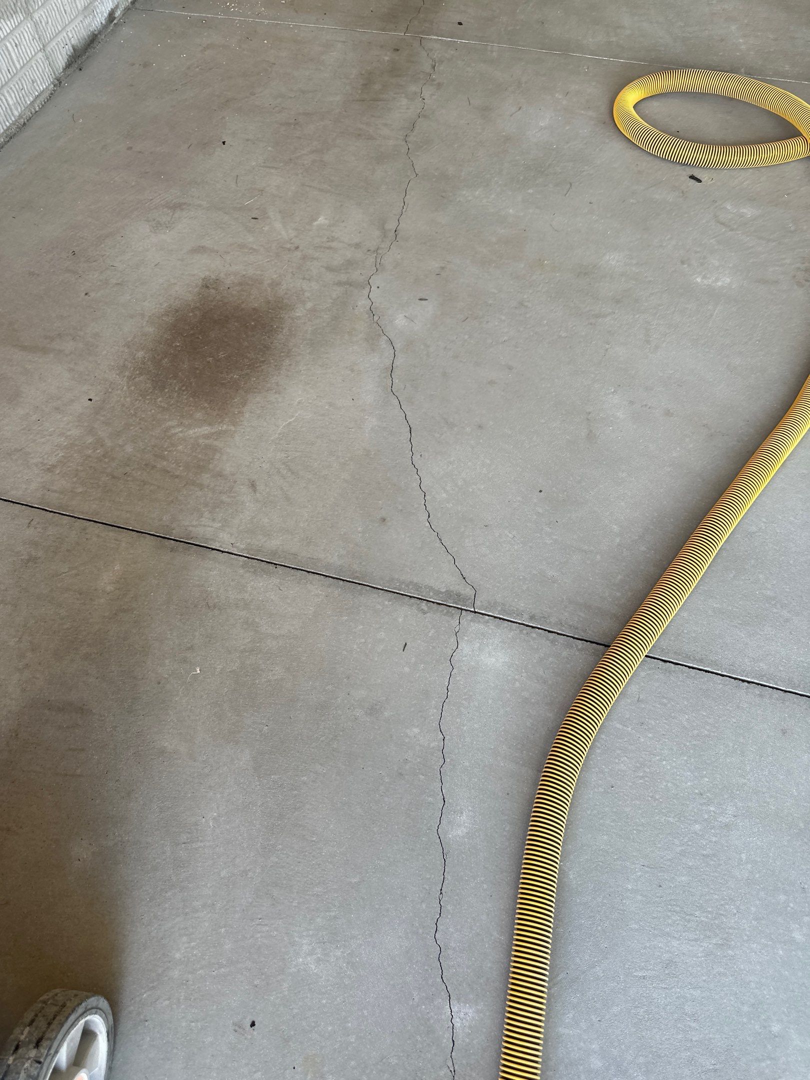 Three-Stall Garage Epoxy Floor Coating Installation in Lincoln by Goat Coatings