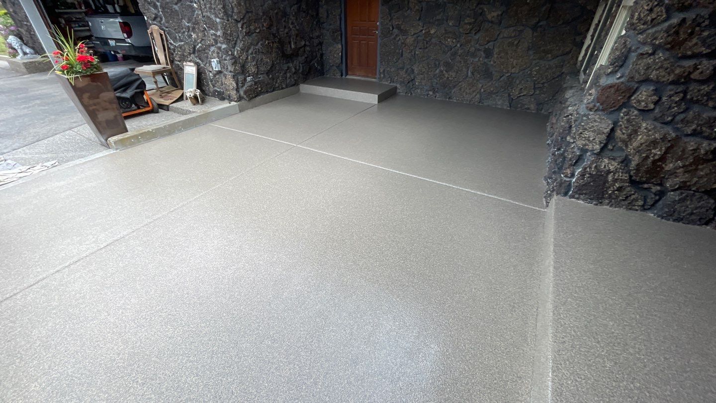 Patio Transformation using Rockford 1/8" Flake by Croc Coatings, LLC