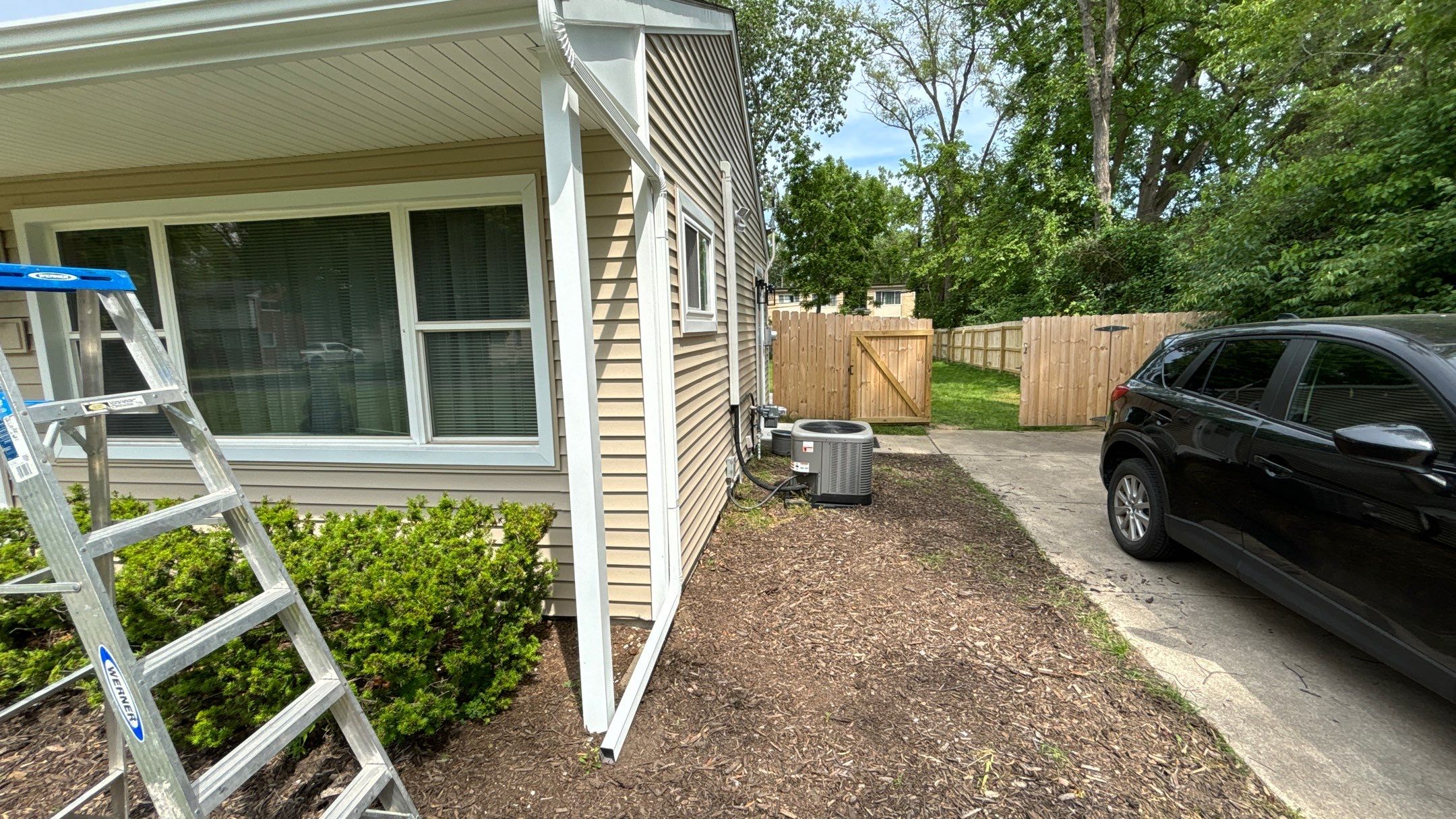 Siding Replacement using Certainteed Classic Restoration D4 by 180 Contractors