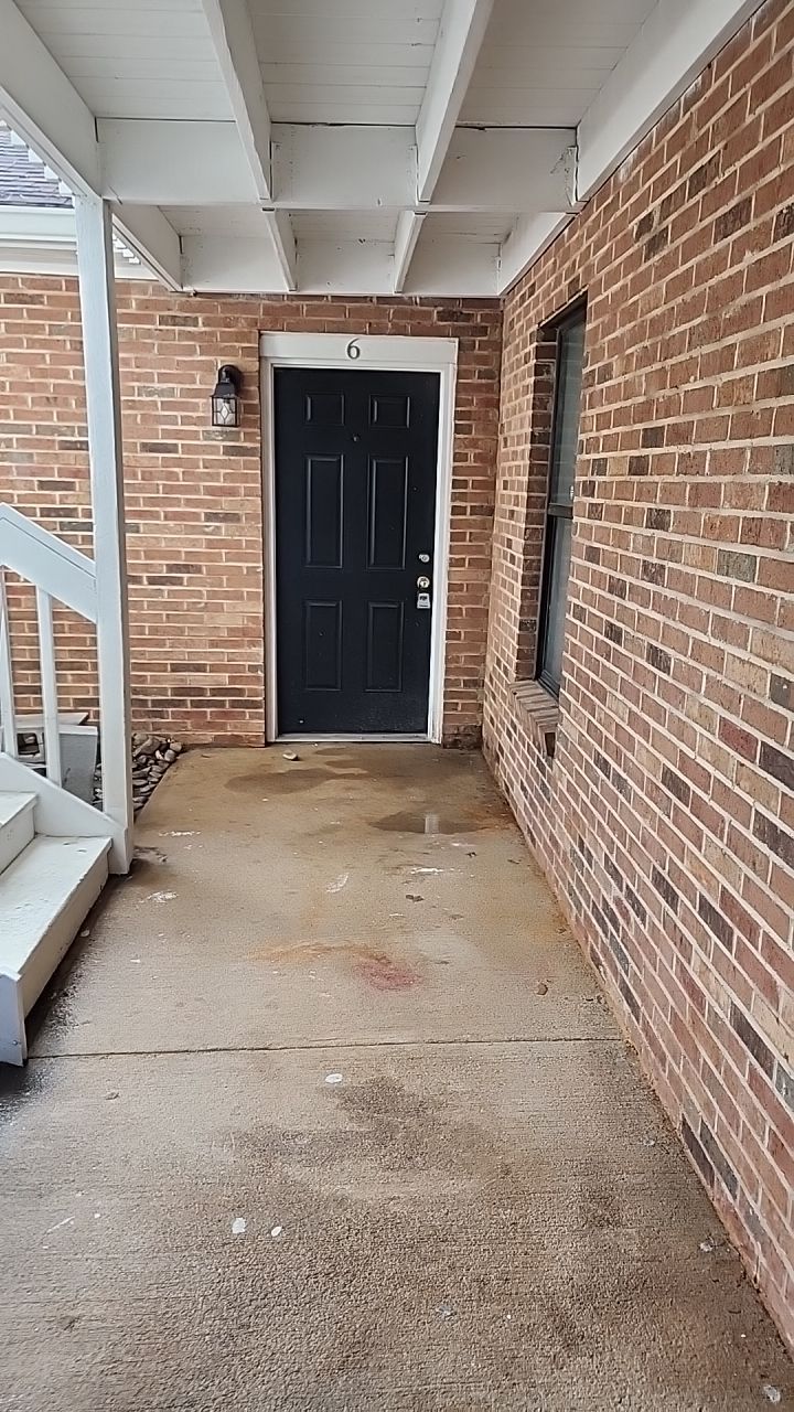 Apartment wash using cleaner by Power Wash Masters LLC