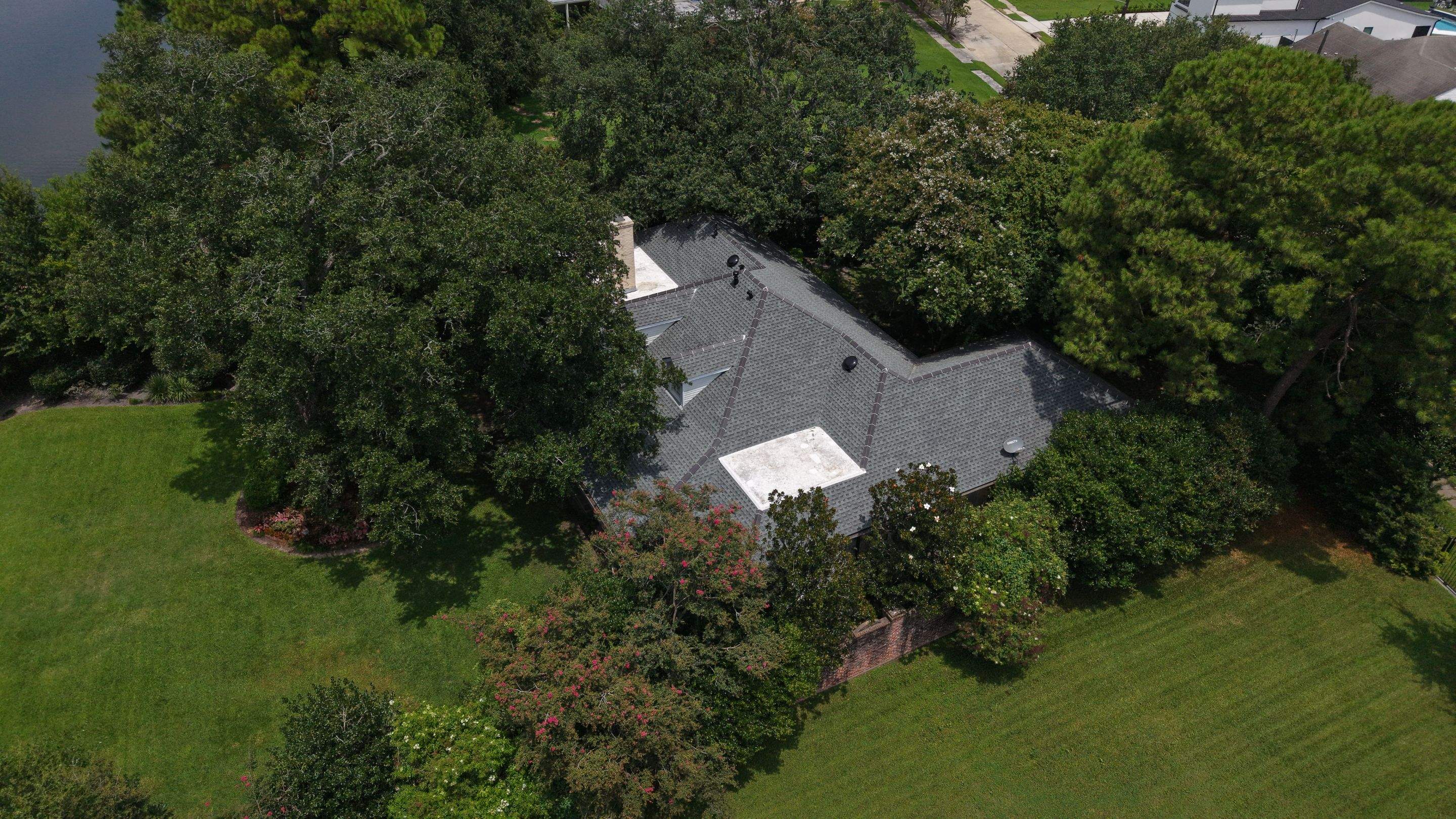 Roof Replacement in New Orleans by HDS Contractors