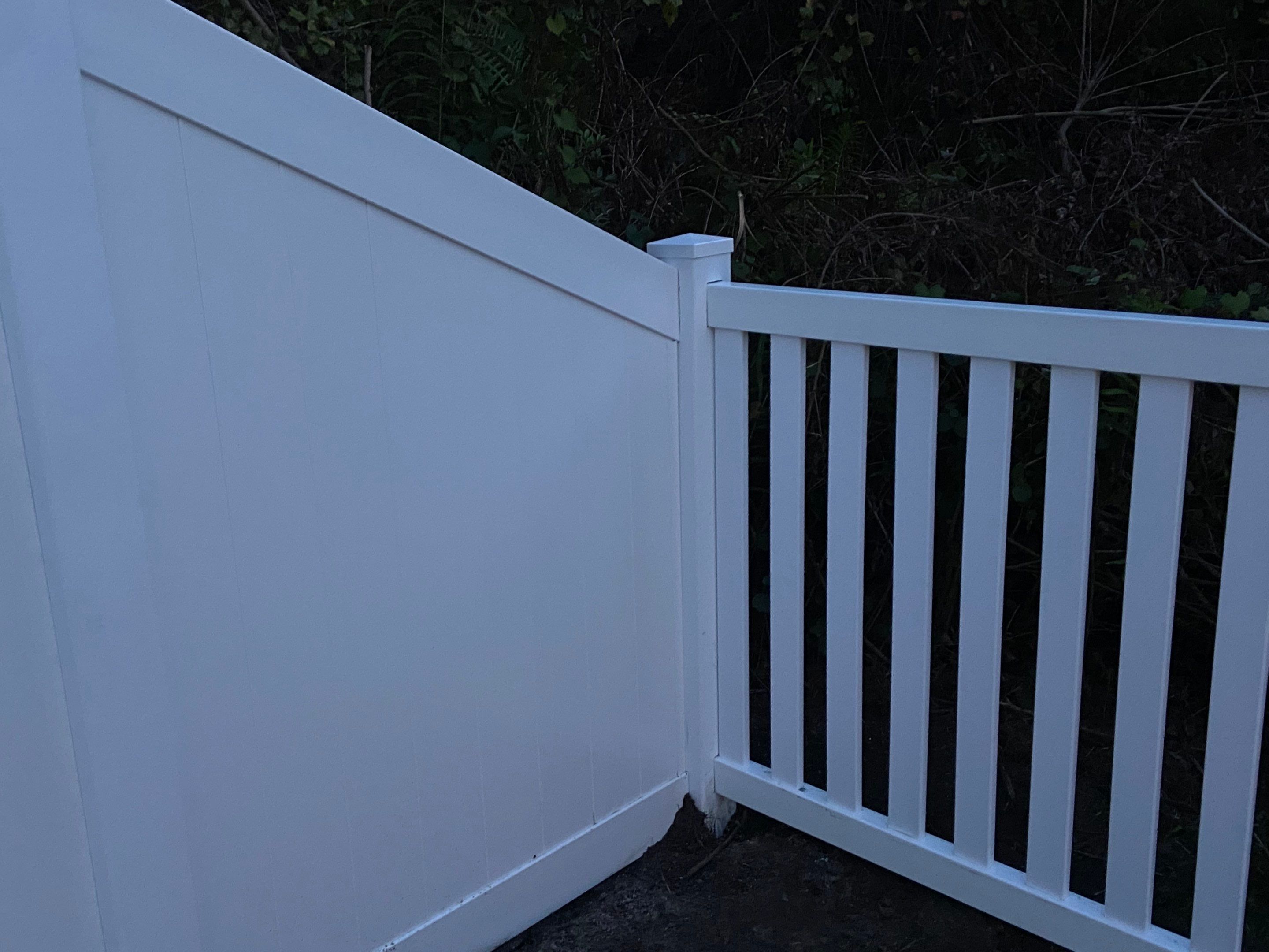 Ruskin, FL 6 ft. Tall White Vinyl Privacy with 4 ft. Picket Fence by Asap fence and gates, LLC