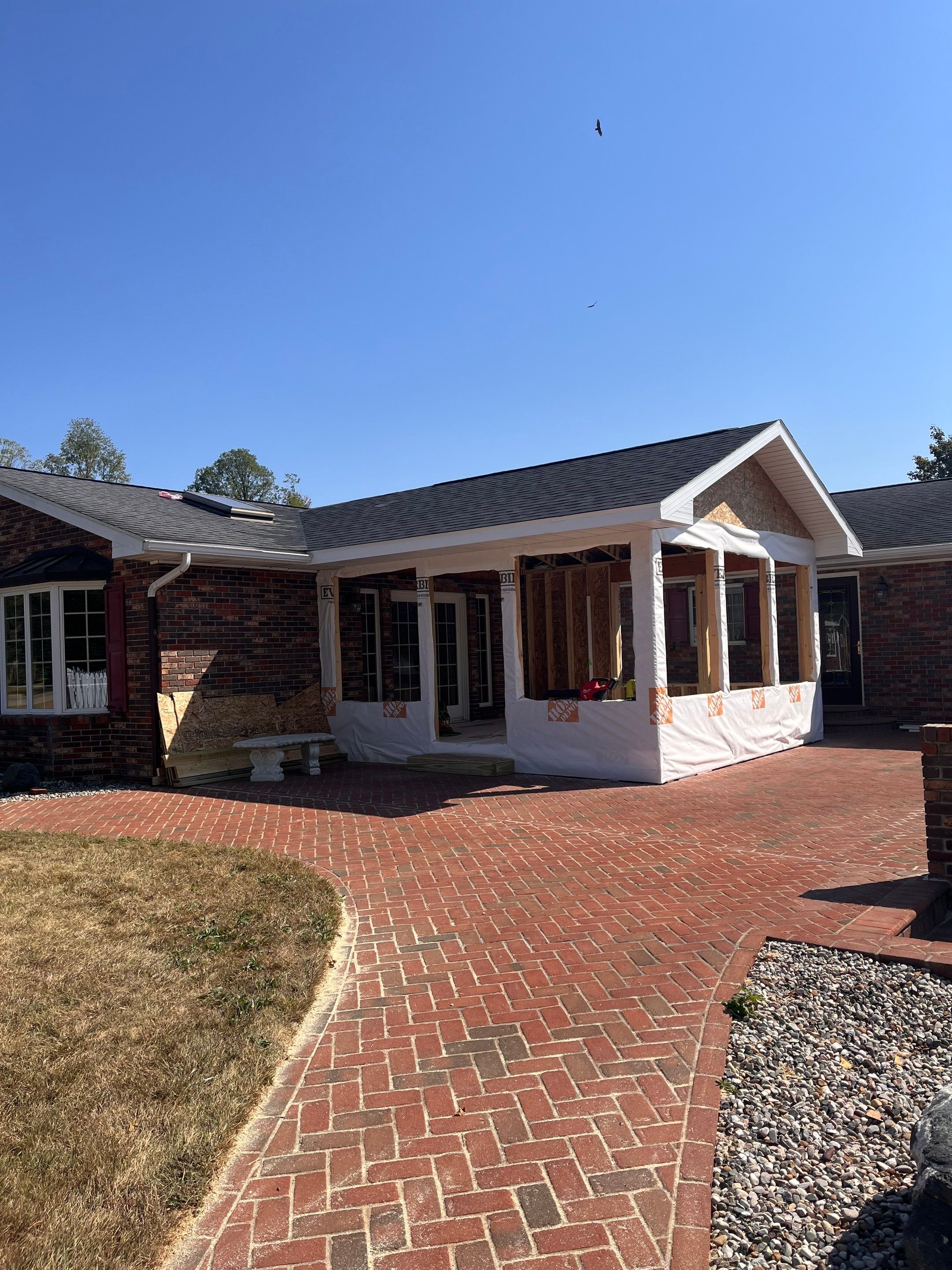 Smith Sunroom by Property Revolution 