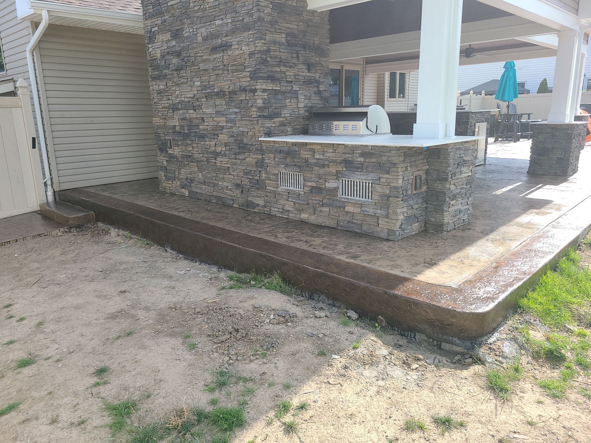 Outdoor Living Addition by Ivy Lea Construction