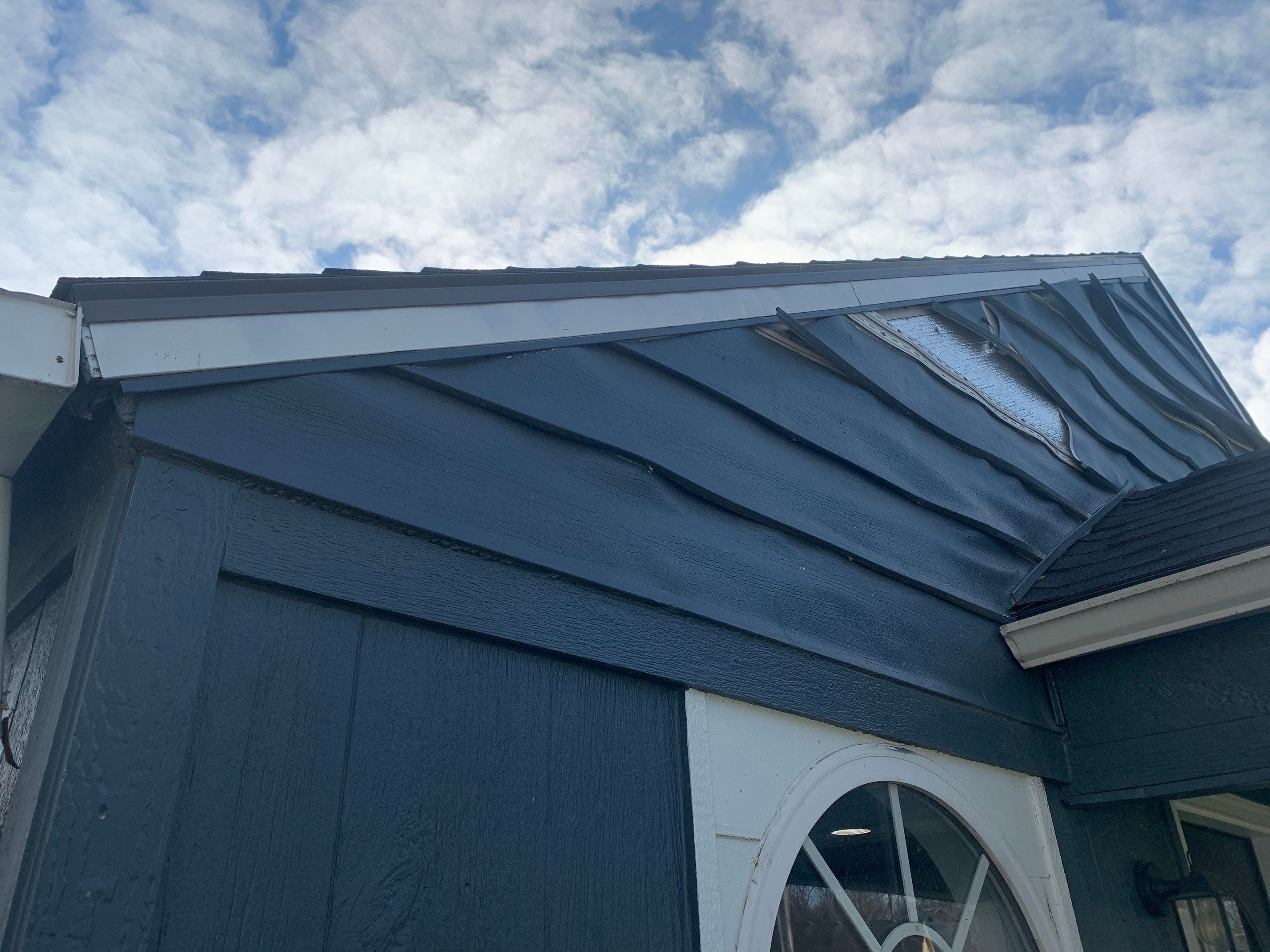 Siding Installation using Shake Siding by EEC Windows, Siding & Roofing