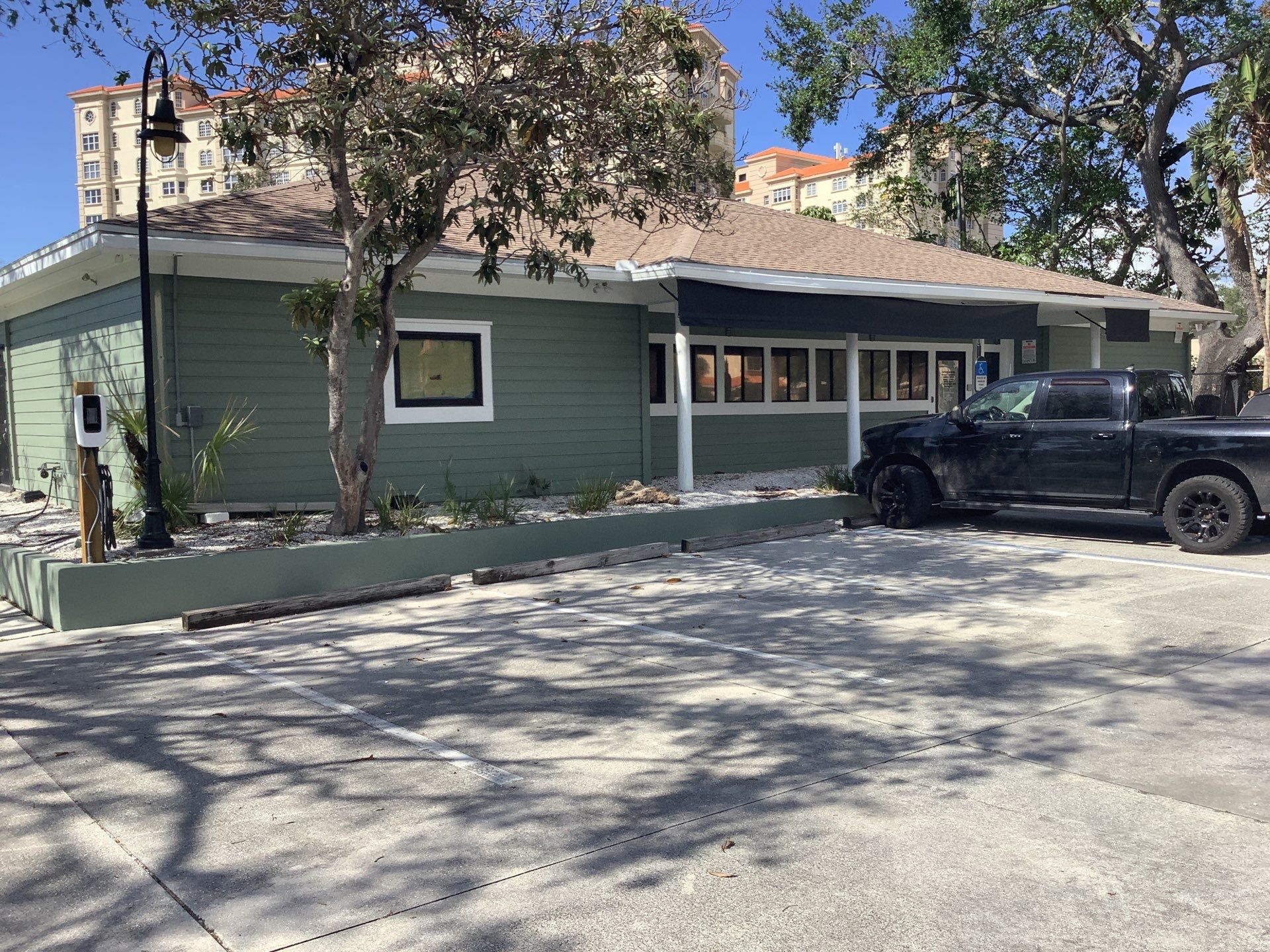 7-Inch Seamless Gutters Installed in Sarasota FL by Gutter Professor by Gutter Professors