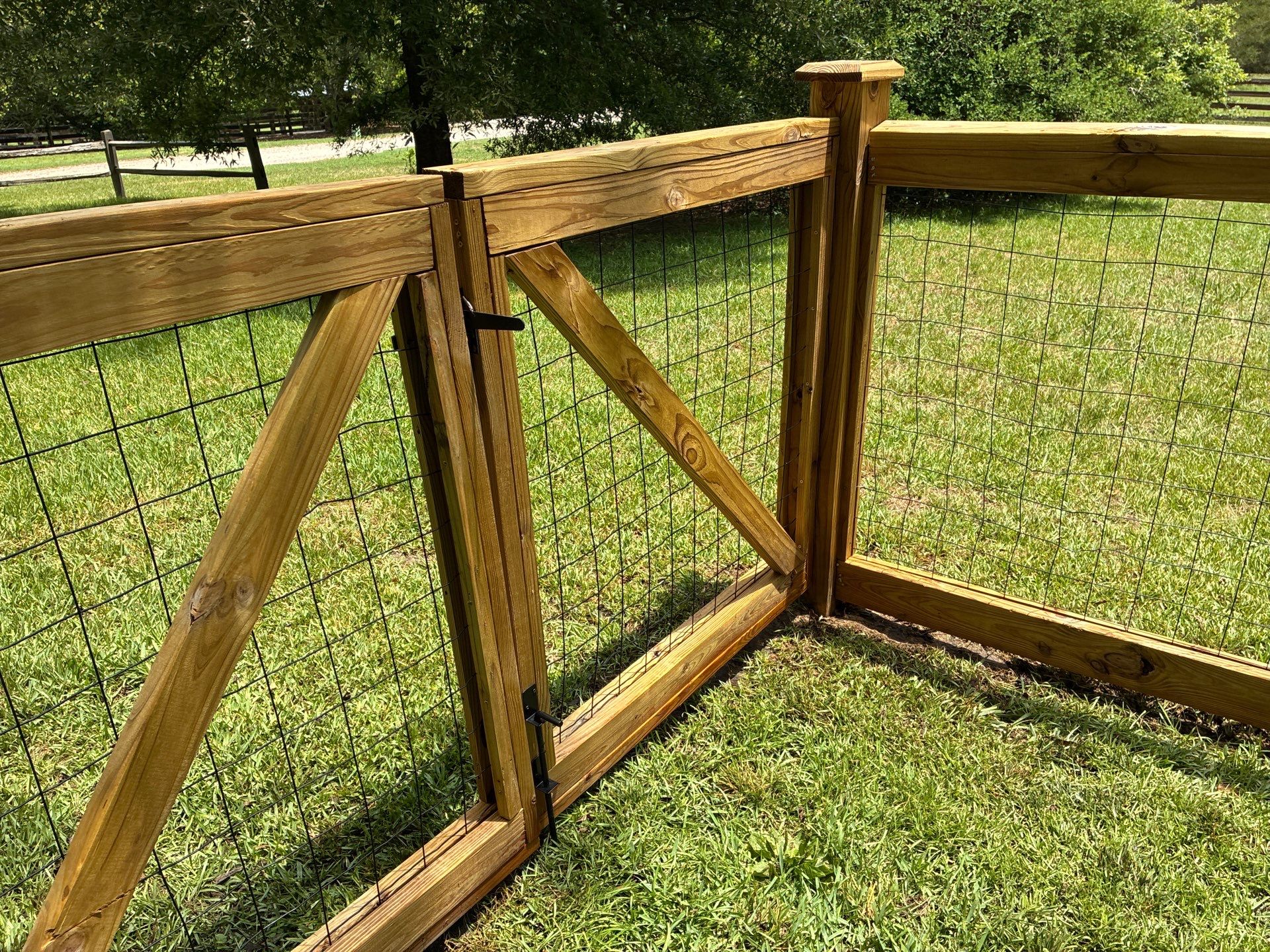 Fence using Wood Sealant by DuraSeal
