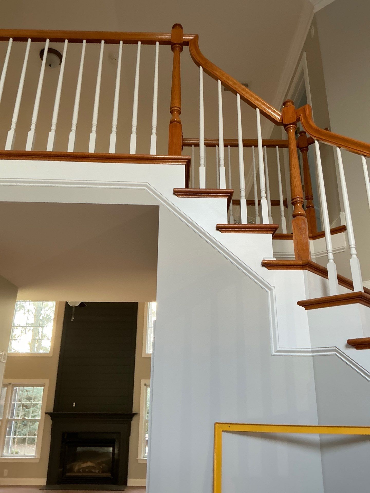 Inteiro painting and Cabineted painting by GonzalezPainters & Contractors Inc 