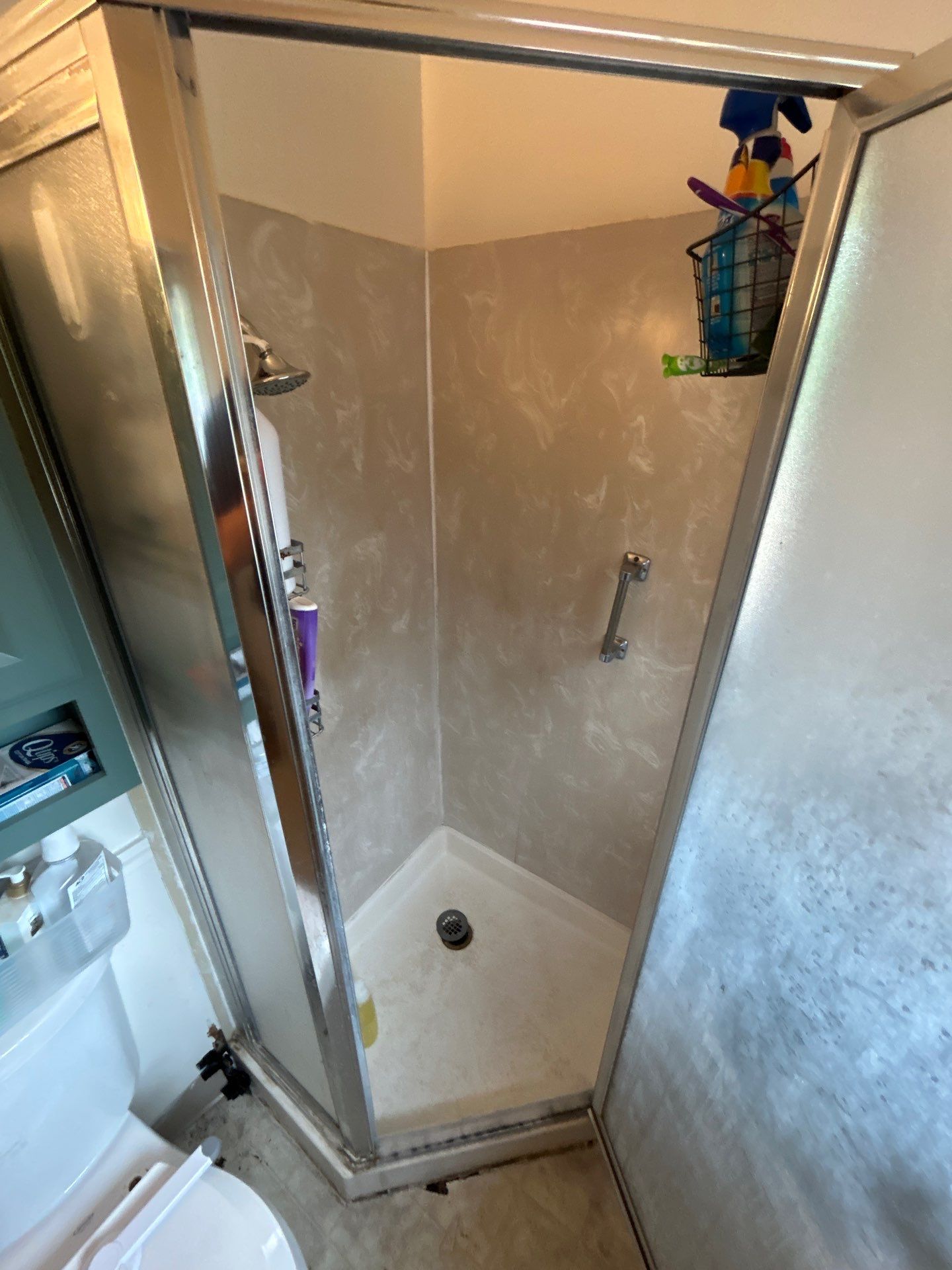 Bathroom Renovation by Handyman State LLC