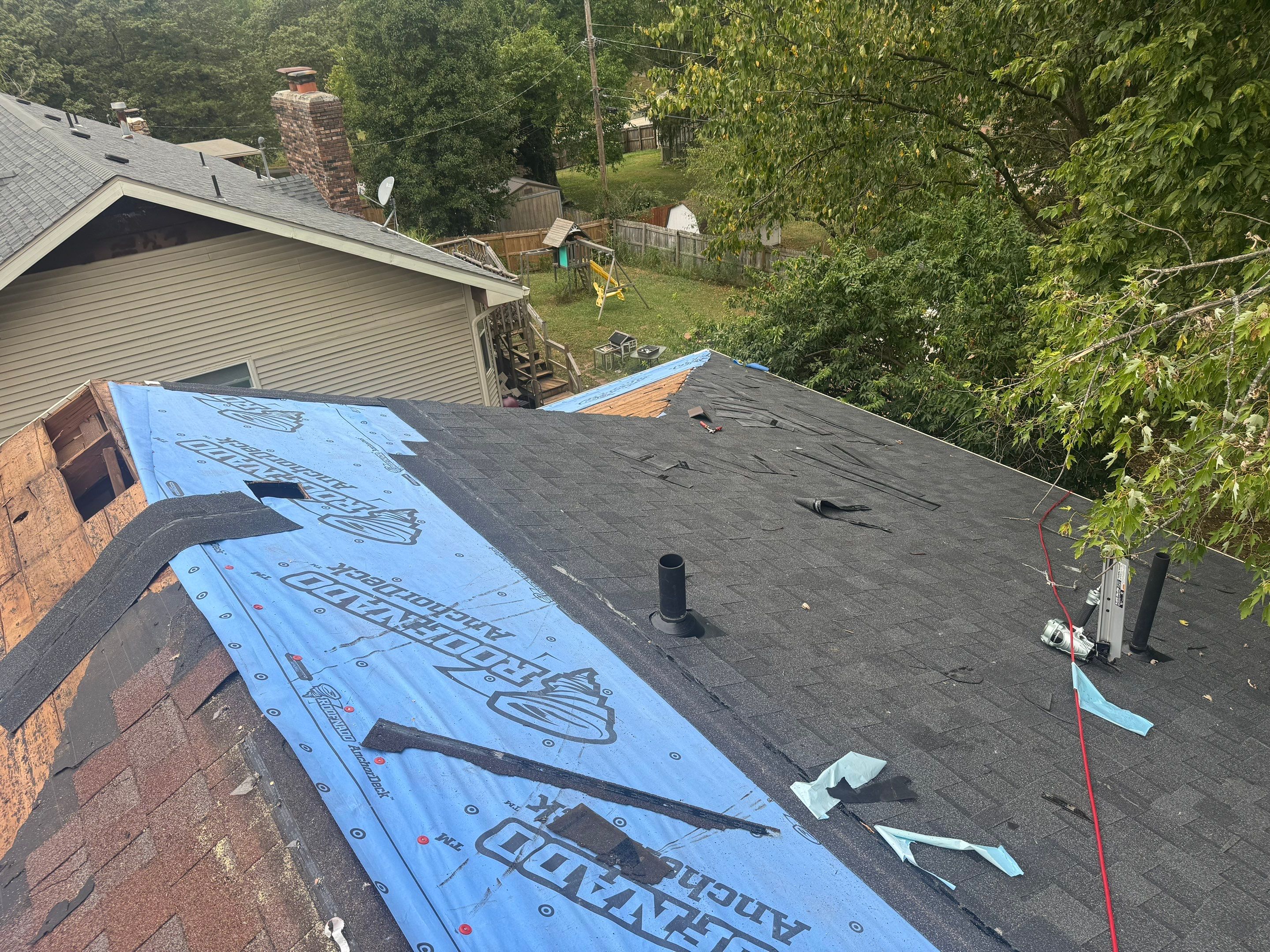 Residential Roofing Install - Atlas Pinnacle Pristine Shingle - Color Black Shadow by Titan Commercial & Residential Roofing 
