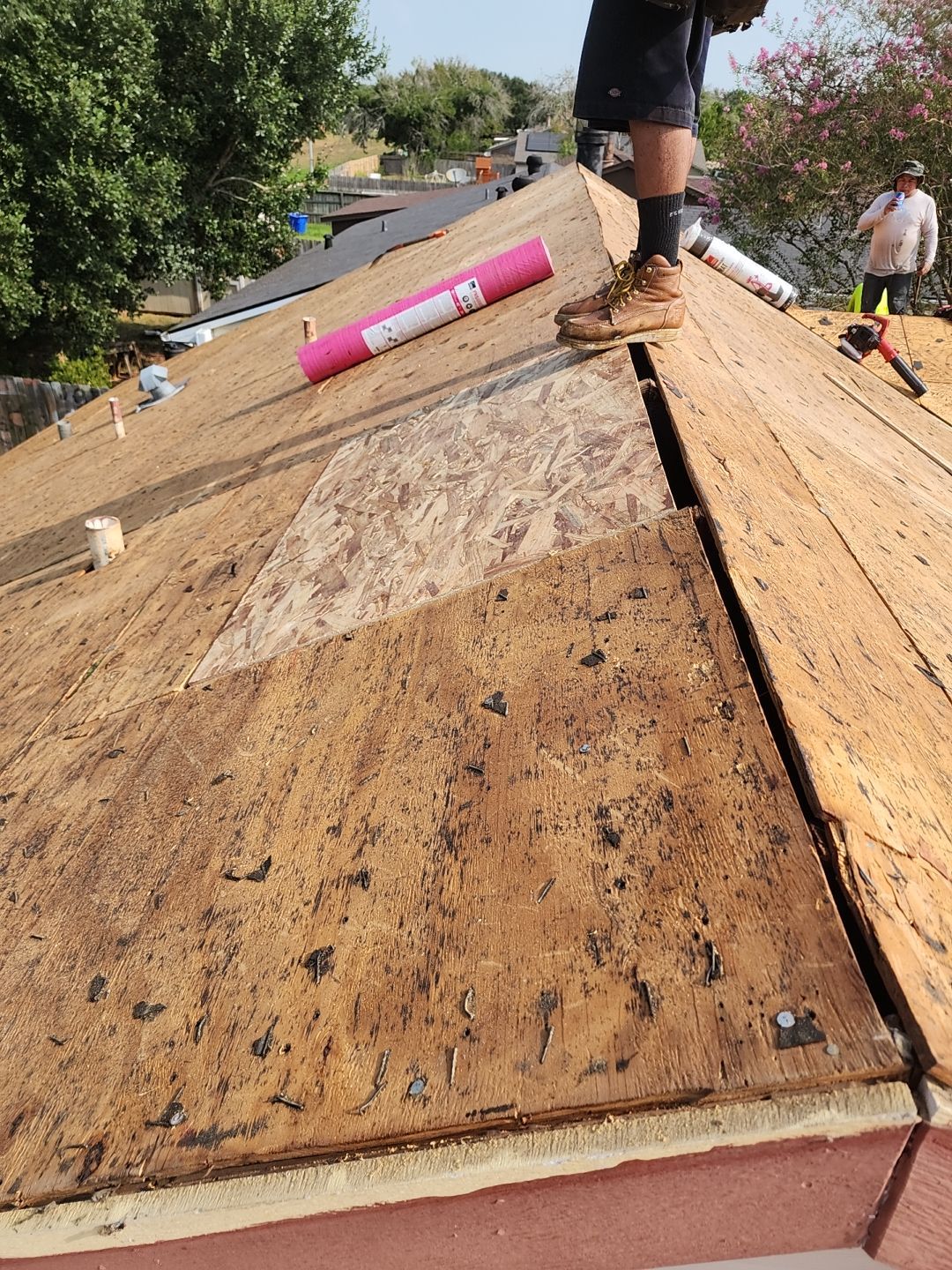 Residential Roofing Installation using Owen's Corning Duration (Lifetime) Shingles by Roof Repair Company