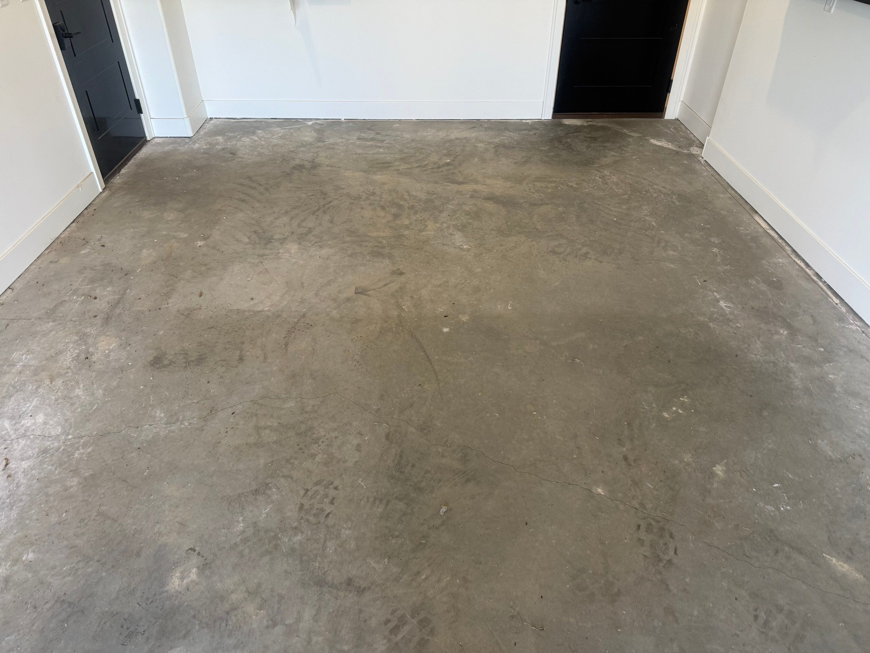 Gravel Flake Garage Floor Coating in Yankton by Select Painting, Coatings & Garage Cabinets