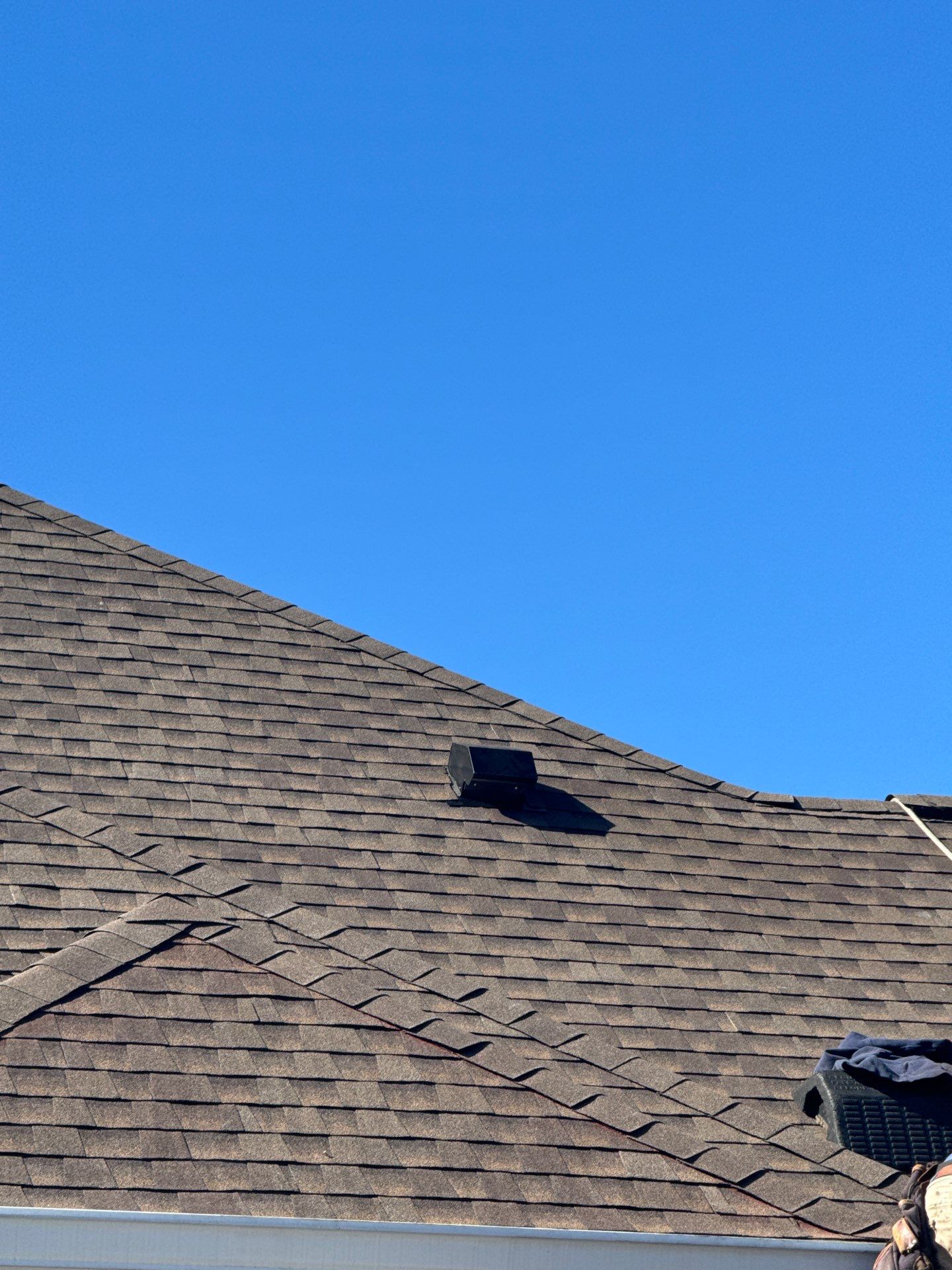 GAF HDZ - Barkwood by Linta Roofing