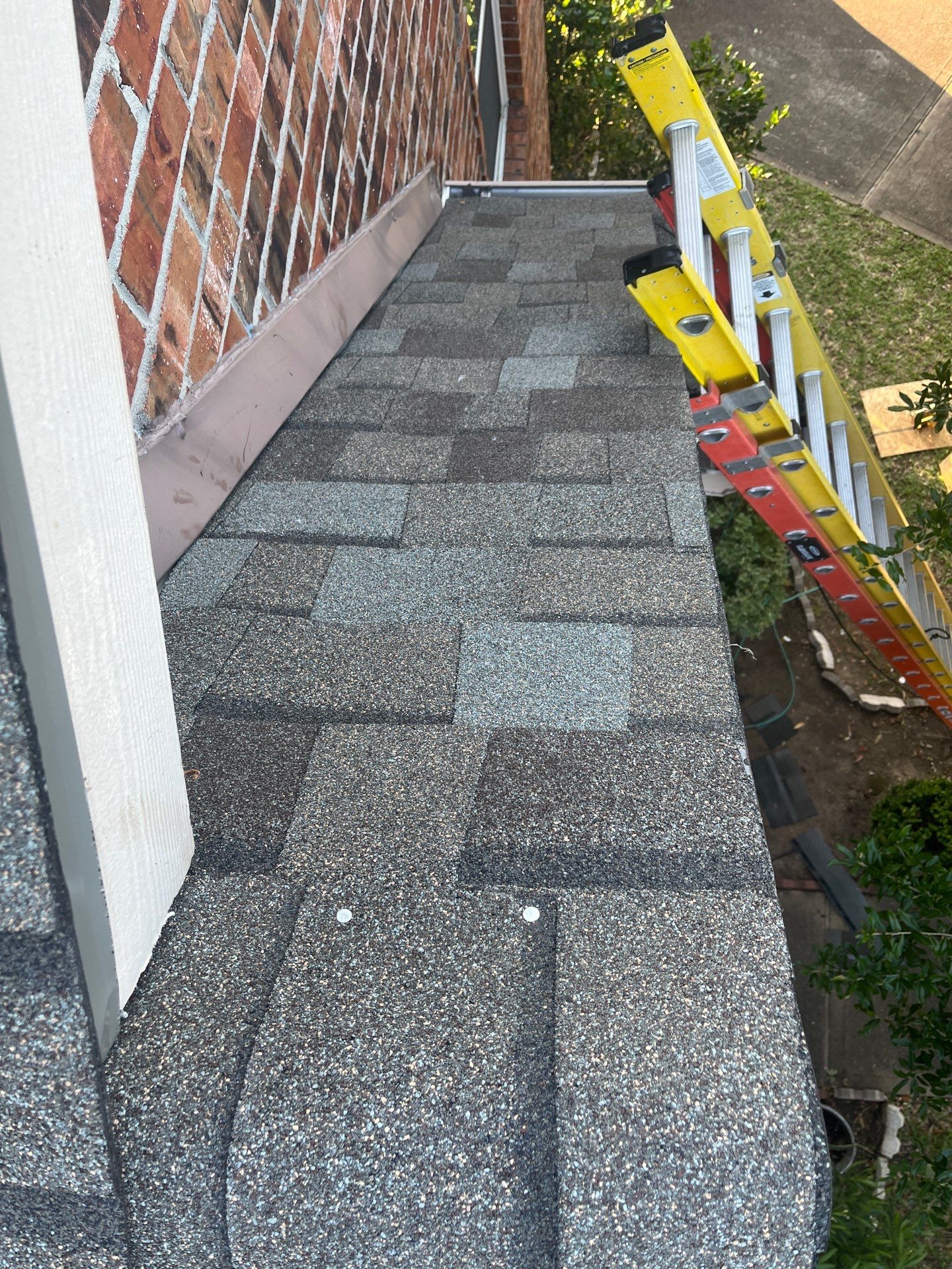 Residential Roofing Installation using Owen's Corning Duration (Lifetime) Shingles by Roof Repair Company