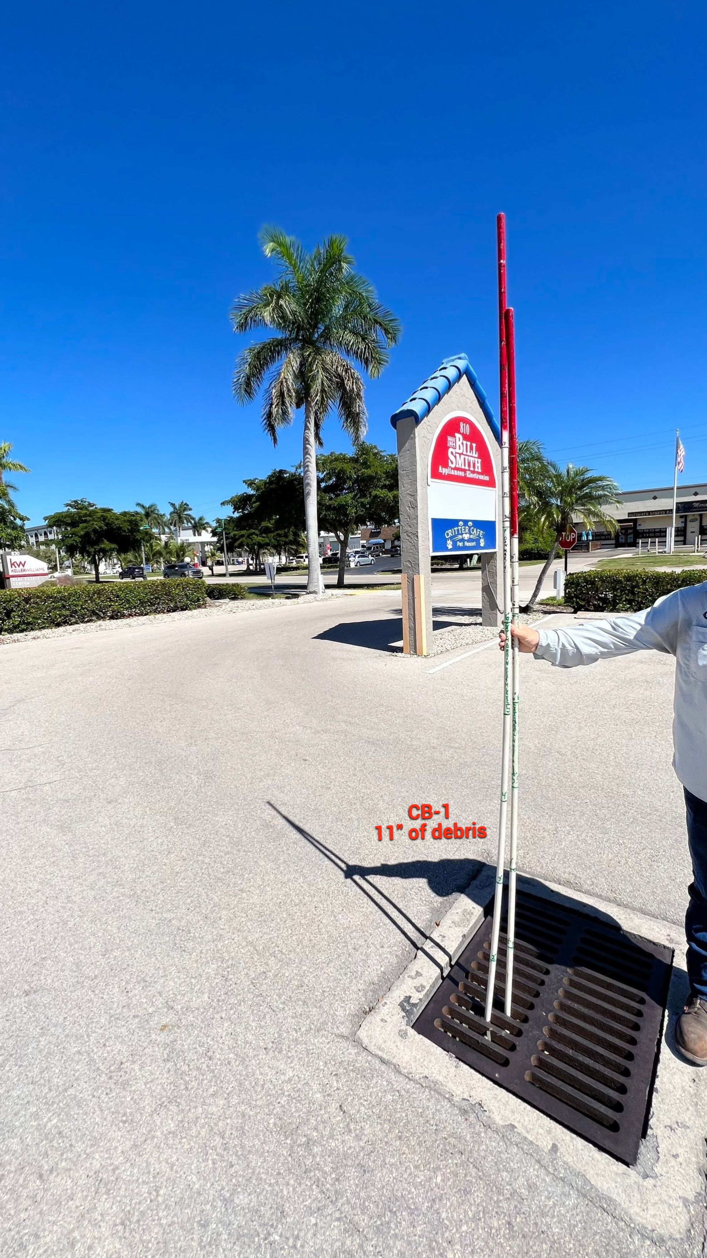 Stromwater System Maintenance at Bill Smith Appliances / Critter Cafe Marco Island Catch Basin by Don Mar, Inc. Storm Water Solutions