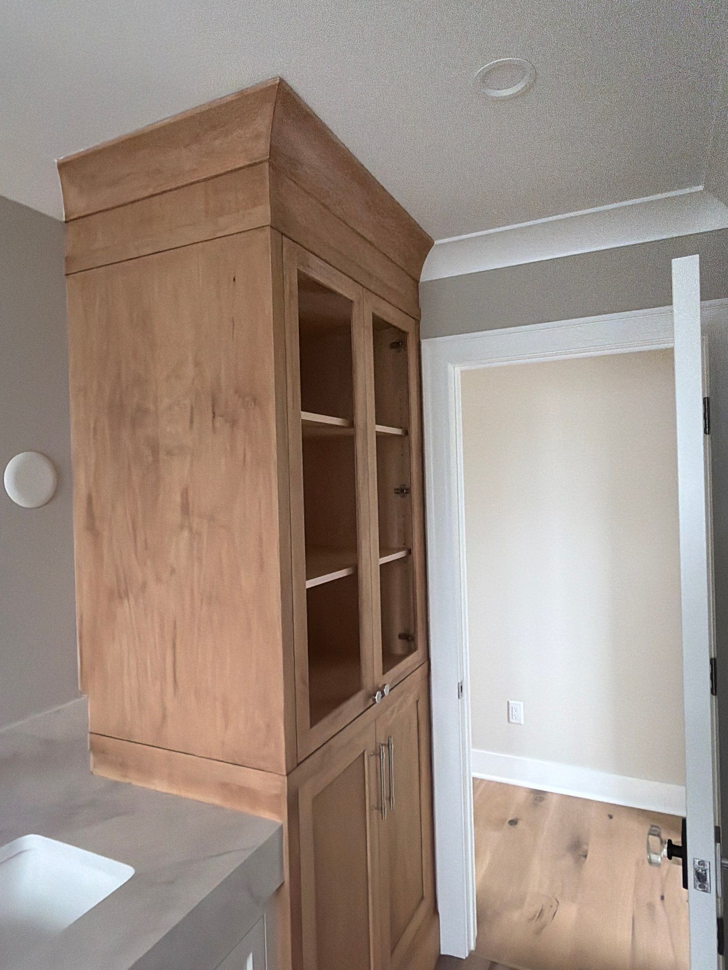 Interior Transformation by Pure Incs