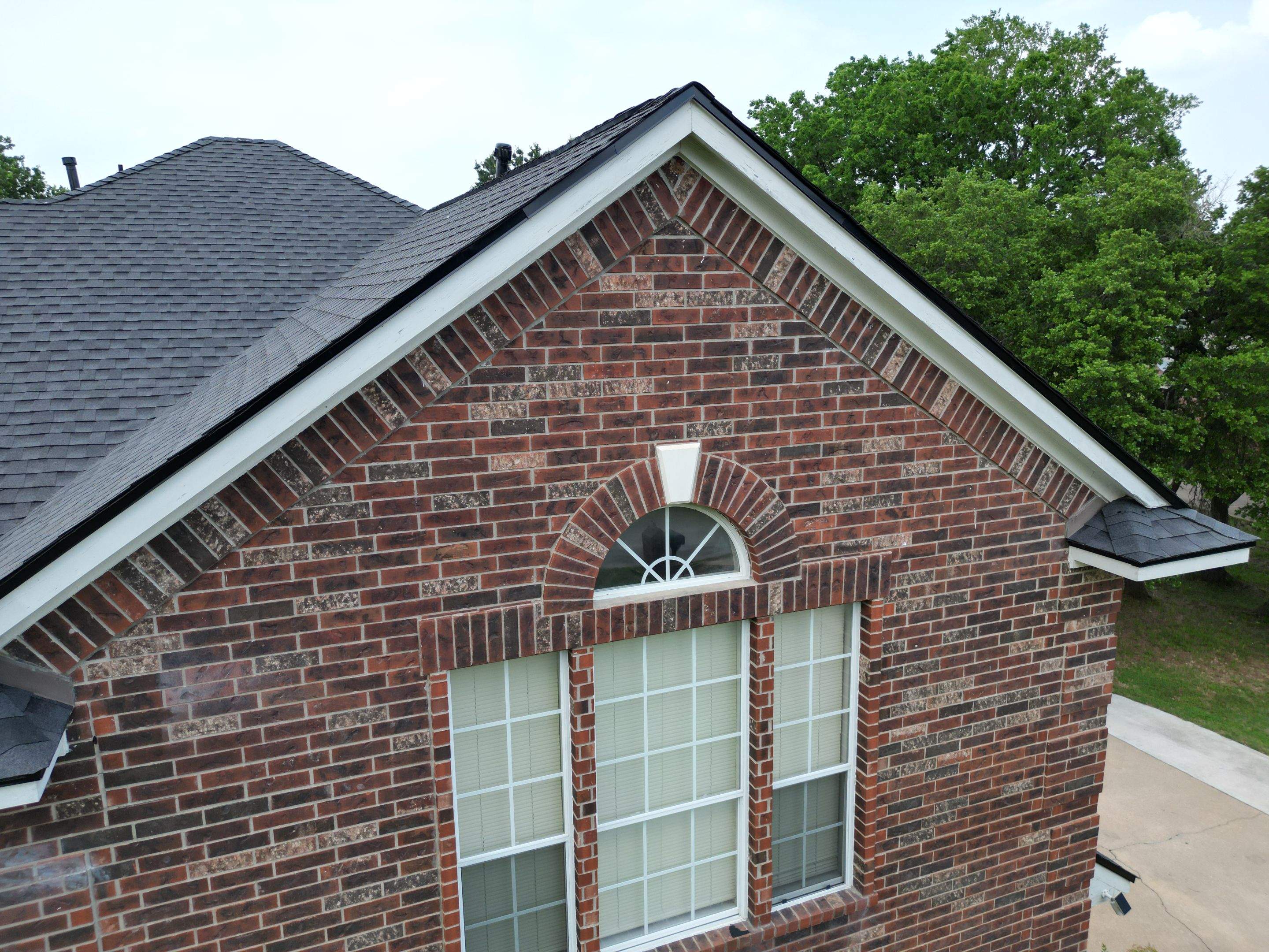 Charcoal - GAF Timberline HDZ by RoofsOnly.com