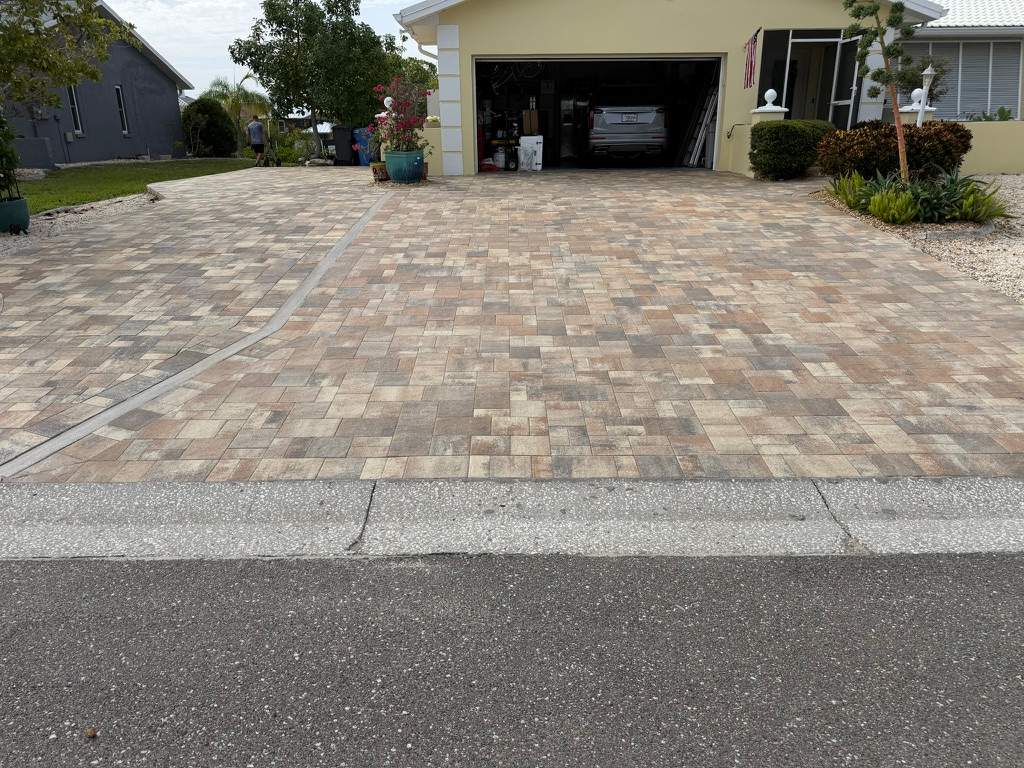 Driveway, Patio, and Walkway Paver Sealing in Apollo Beach by Supreme Paver Experts