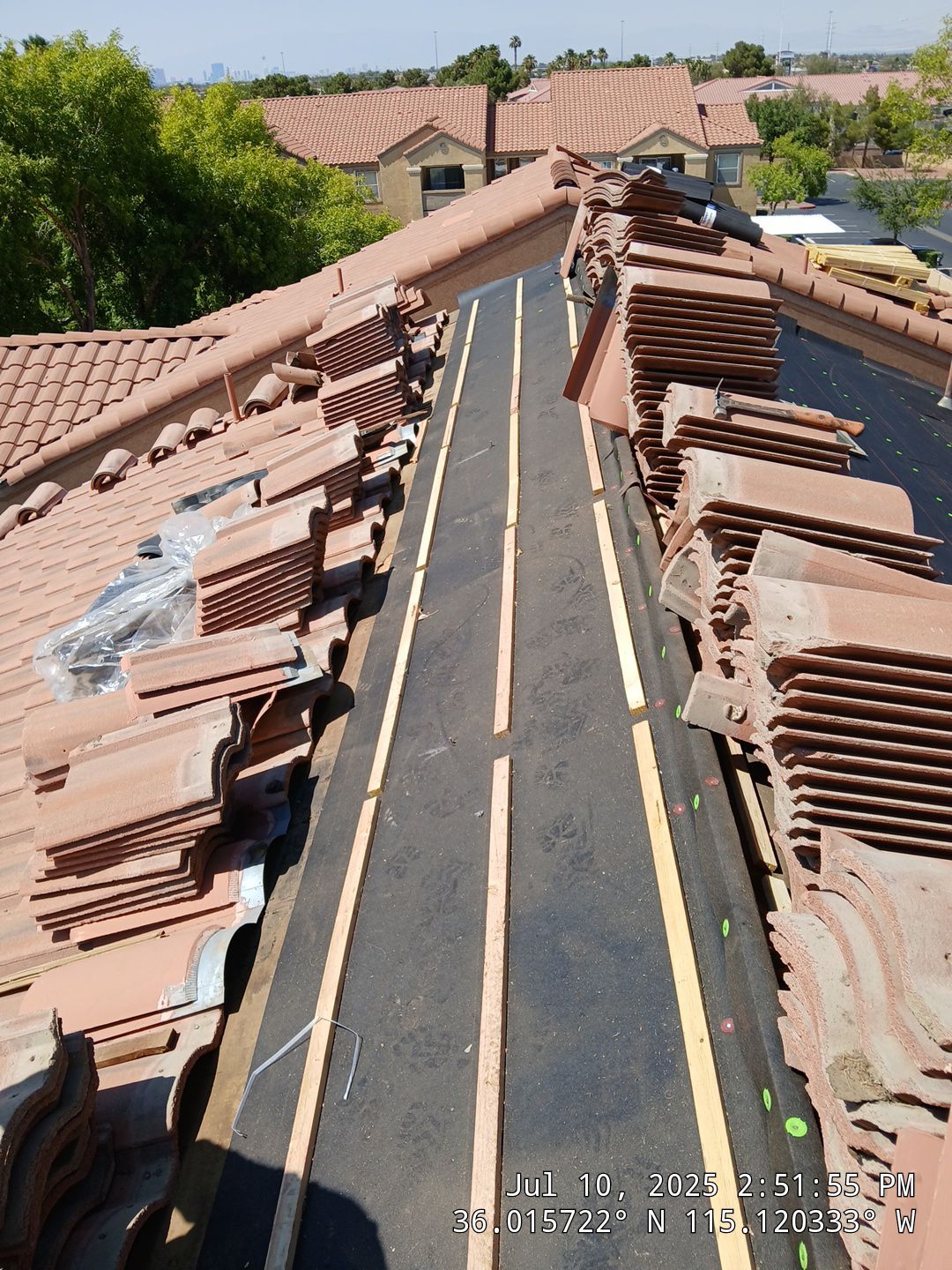 L15364-Latigo Condos by The Original Roofing Company