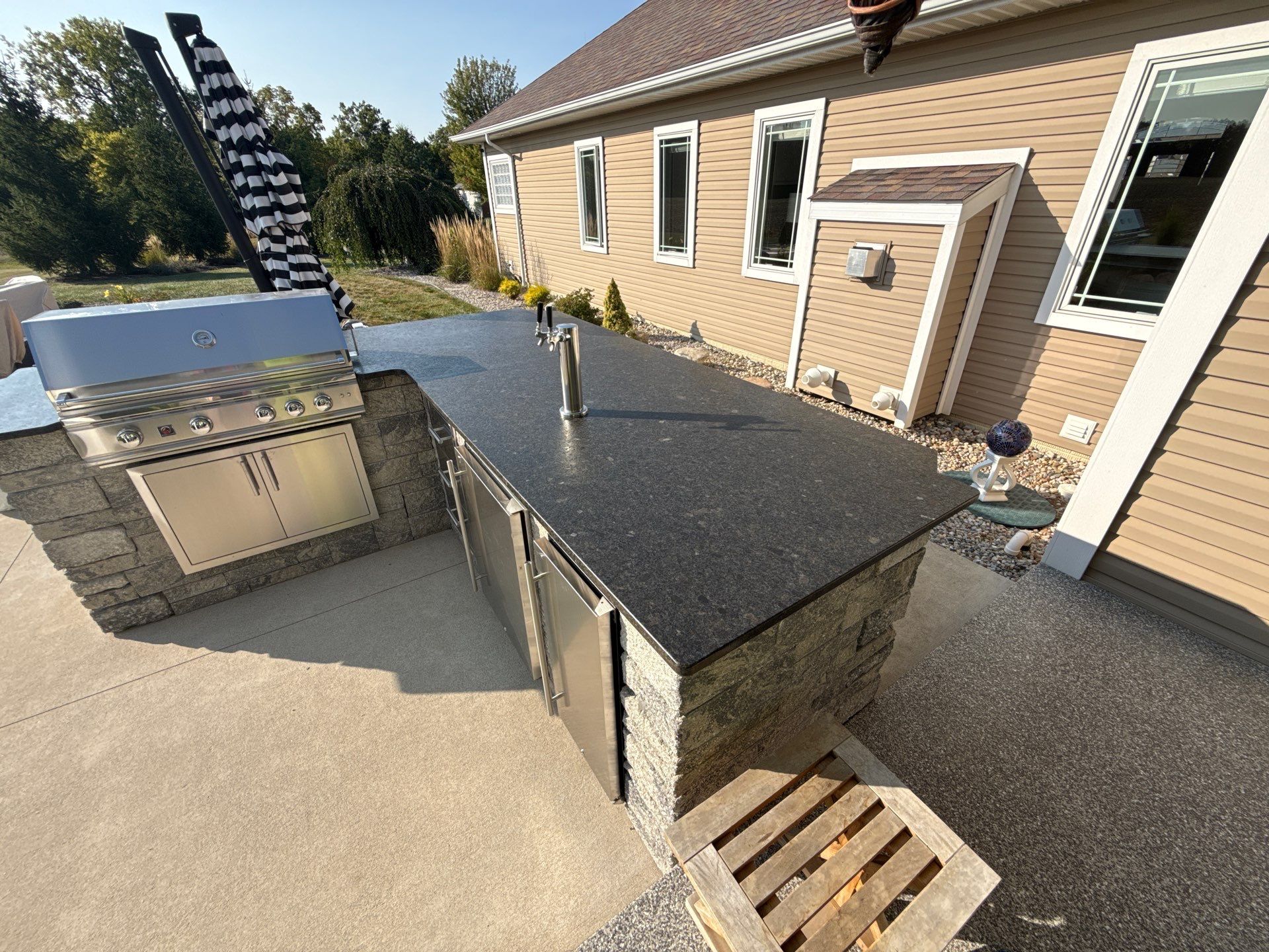 Outdoor Kitchen by Farrell's Lawn & Garden Center LLC