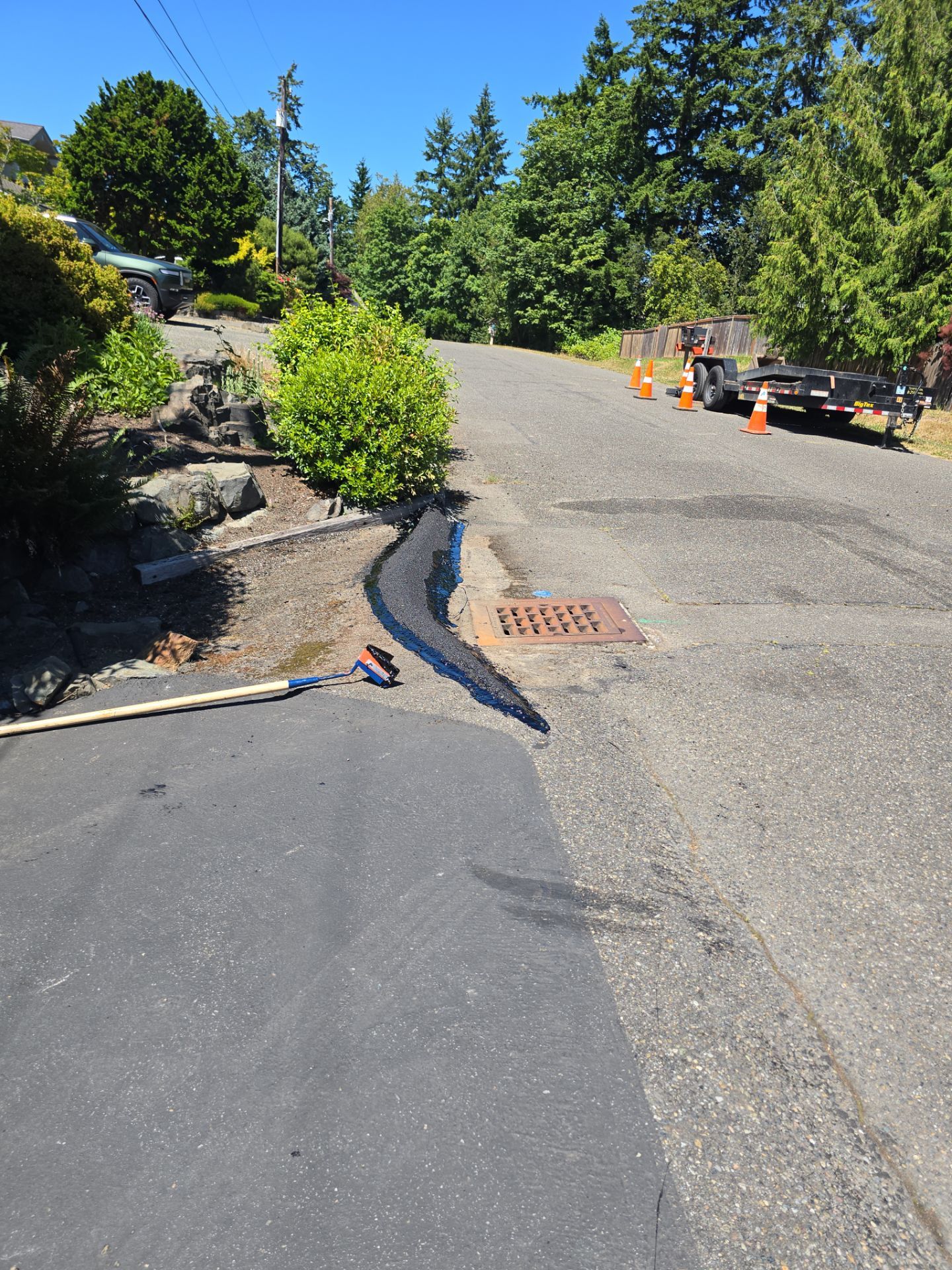 Sealcoat & Crack Fill Driveway Repair | Mukilteo  by Jireh Asphalt & Concrete Inc 