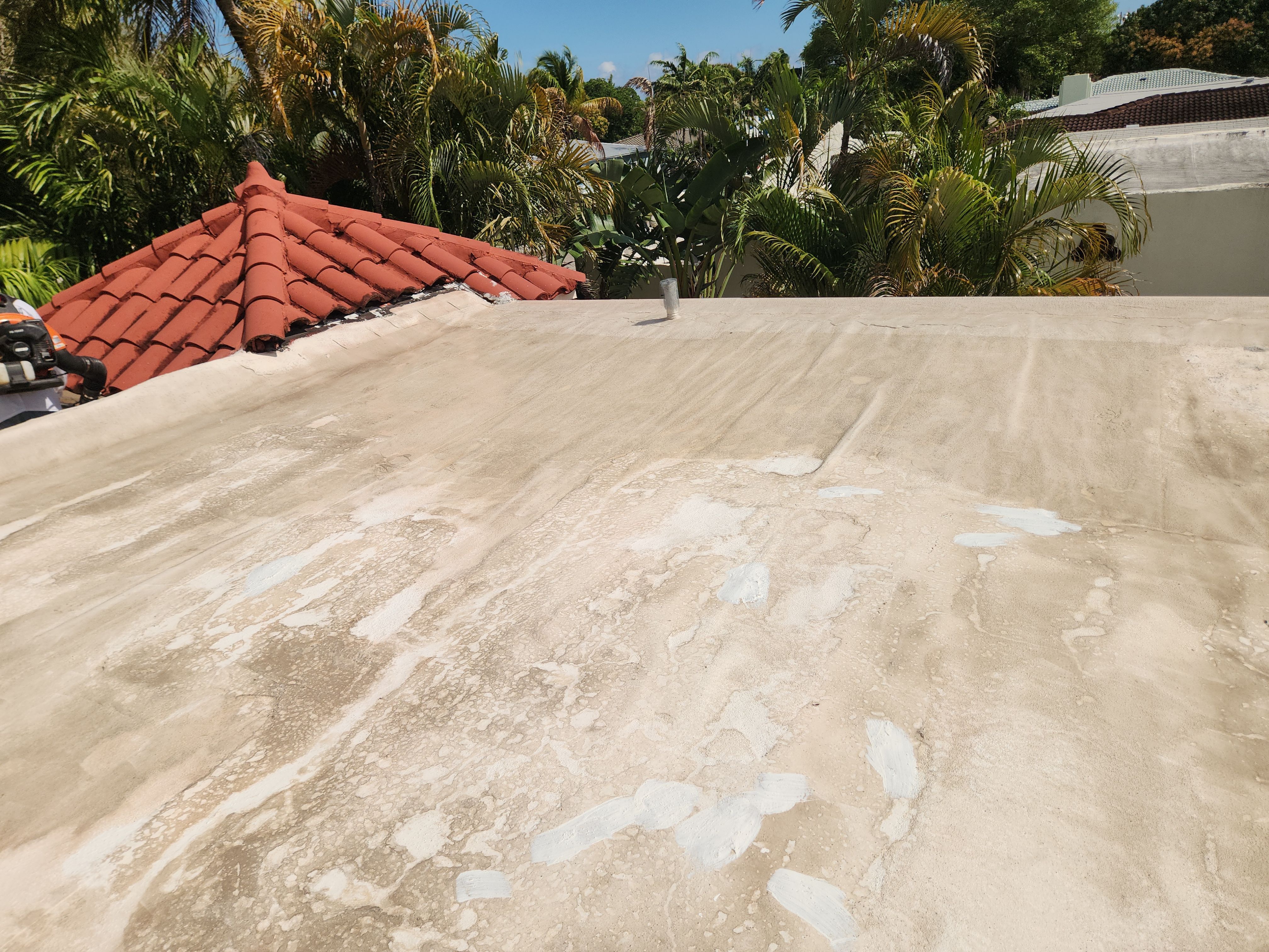 Expert Silicone Roof Coating in Hollywood – Aastro Roofing Delivers Long-Lasting Protection by Aastro Roofing